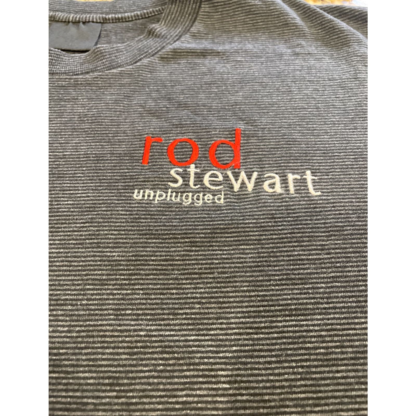 Vintage VINTAGE Rod Stewart Unplugged Striped T-Shirt XL Black Embroidered Single Stitch 80s Mens Size US XL / EU 56 / 4 - 3 Thumbnail