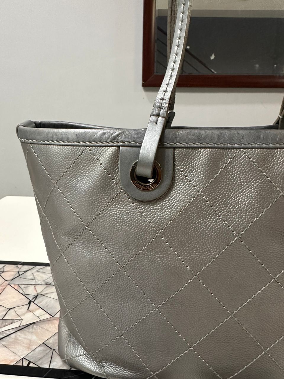 Chanel Authentic Chanel Metallase Caviar Tote Bag Size ONE SIZE - 7 Thumbnail