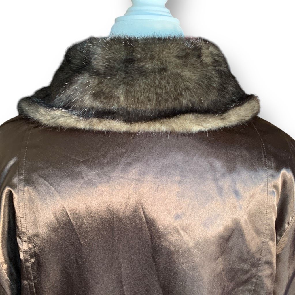 Vintage Vintage Tally-Ho Reversible Faux Fur Button Front Coat Brown Size L / US 10 / IT 46 - 13 Thumbnail