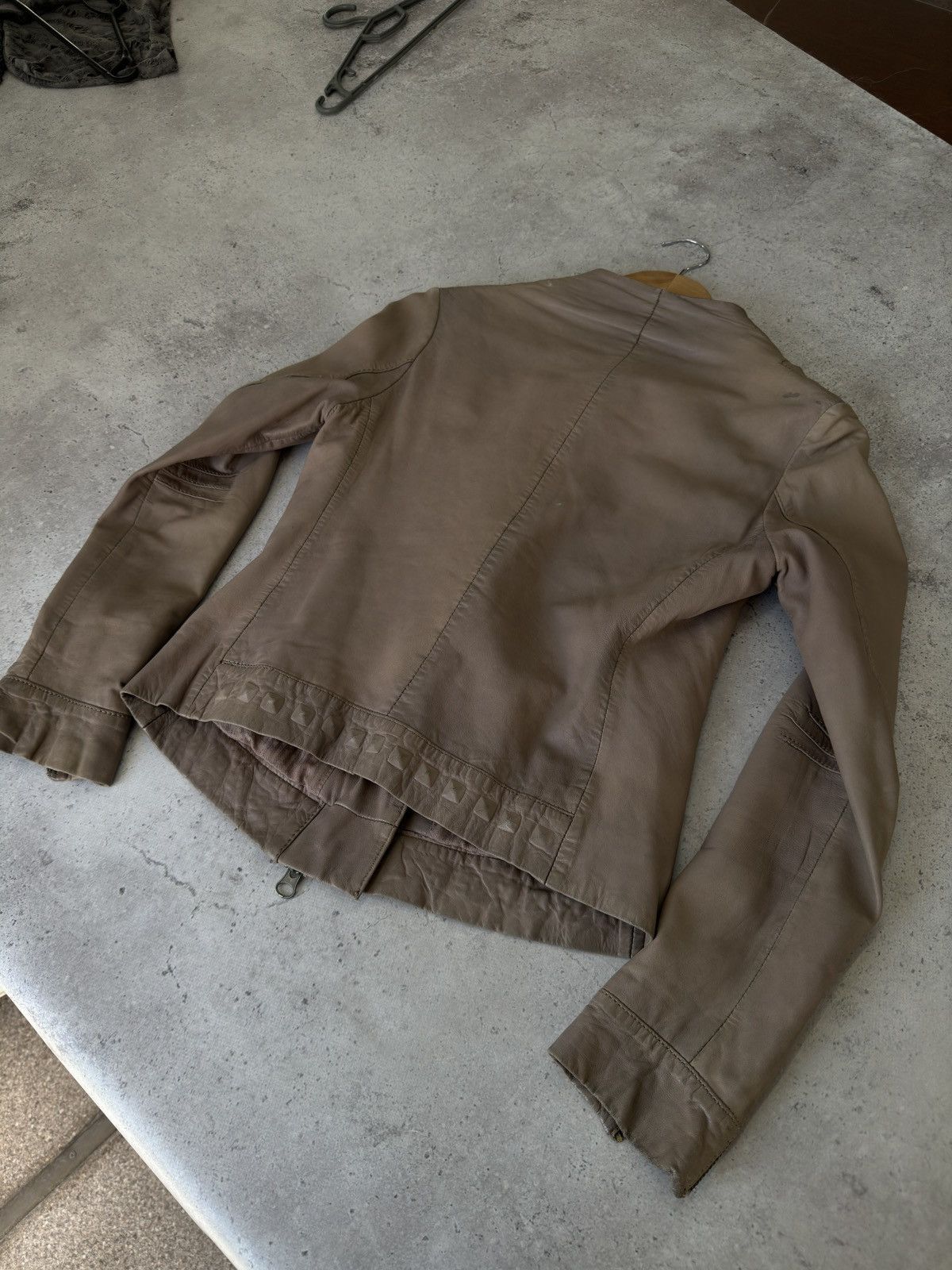 Rick Owens Vintage Wide Neck Faded Soft Real Leather Jacket Size US S / EU 44-46 / 1 - 4 Thumbnail