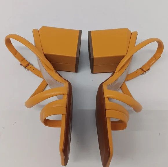 Lafayette 148 LAFAYETTE 148 Yellow Calfskin Leather Heeled City Sandals 38 Size US 8 / IT 38 - 6 Thumbnail