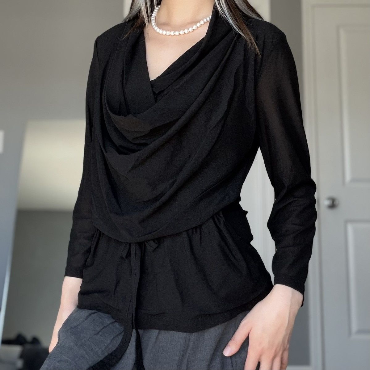 Other Vintage Juliette Black Draped Cowl Neck Blouse w/ Waist Tie Size M / US 6-8 / IT 42-44 - 14 Thumbnail