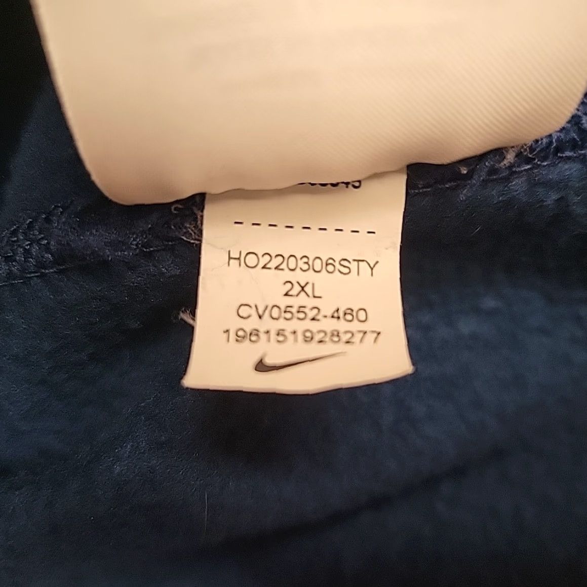 Nike VINTAGE Nike Hoodie Men XXL Blue Hooded Embroidered Center Swoosh Logo Fleece Sweatshirt Size US XXL / EU 58 / 5 - 6 Thumbnail