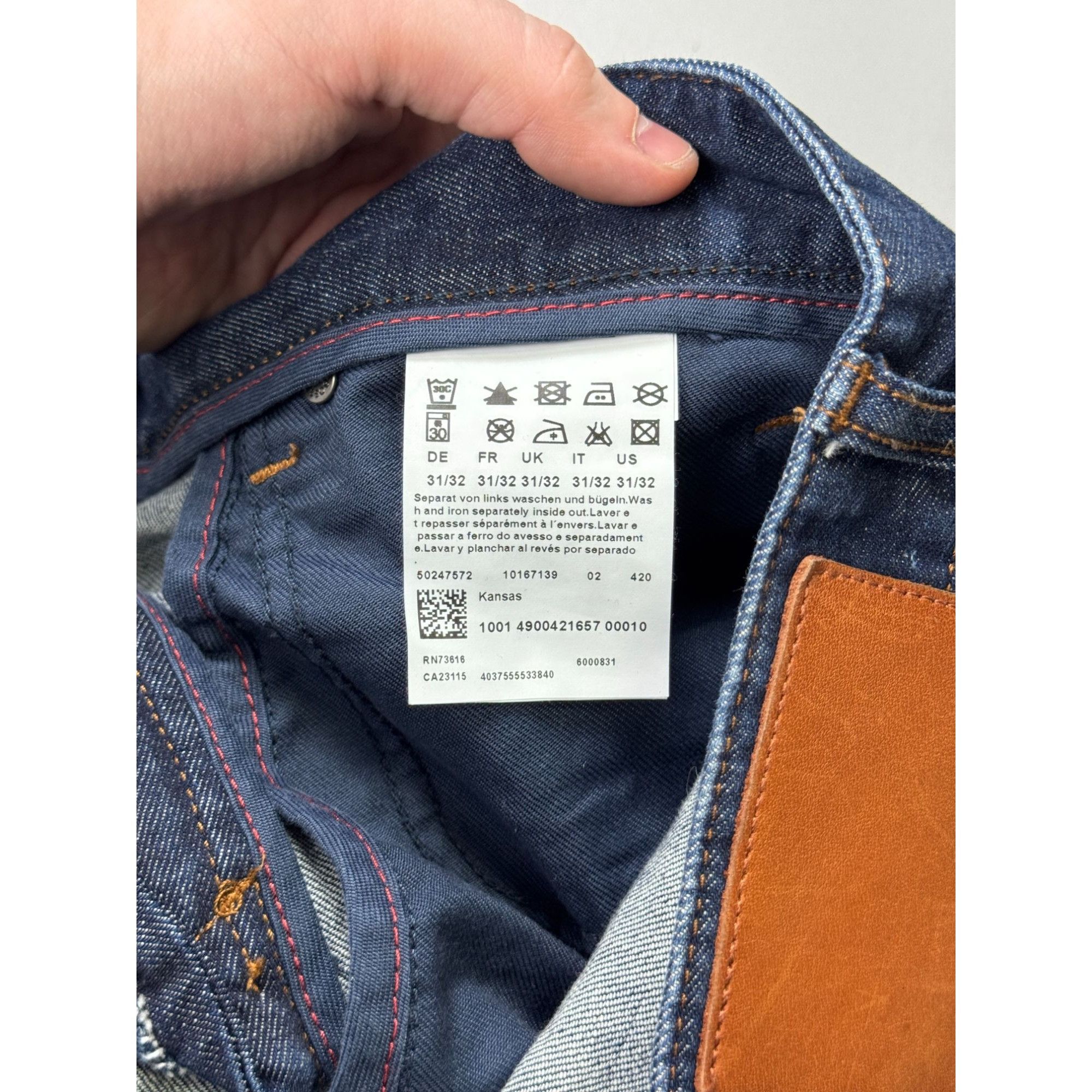 Hugo Boss Hugo Boss Cansas Raw Denim Straight fit Jeans (Y1276) Size US 31 - 10 Thumbnail