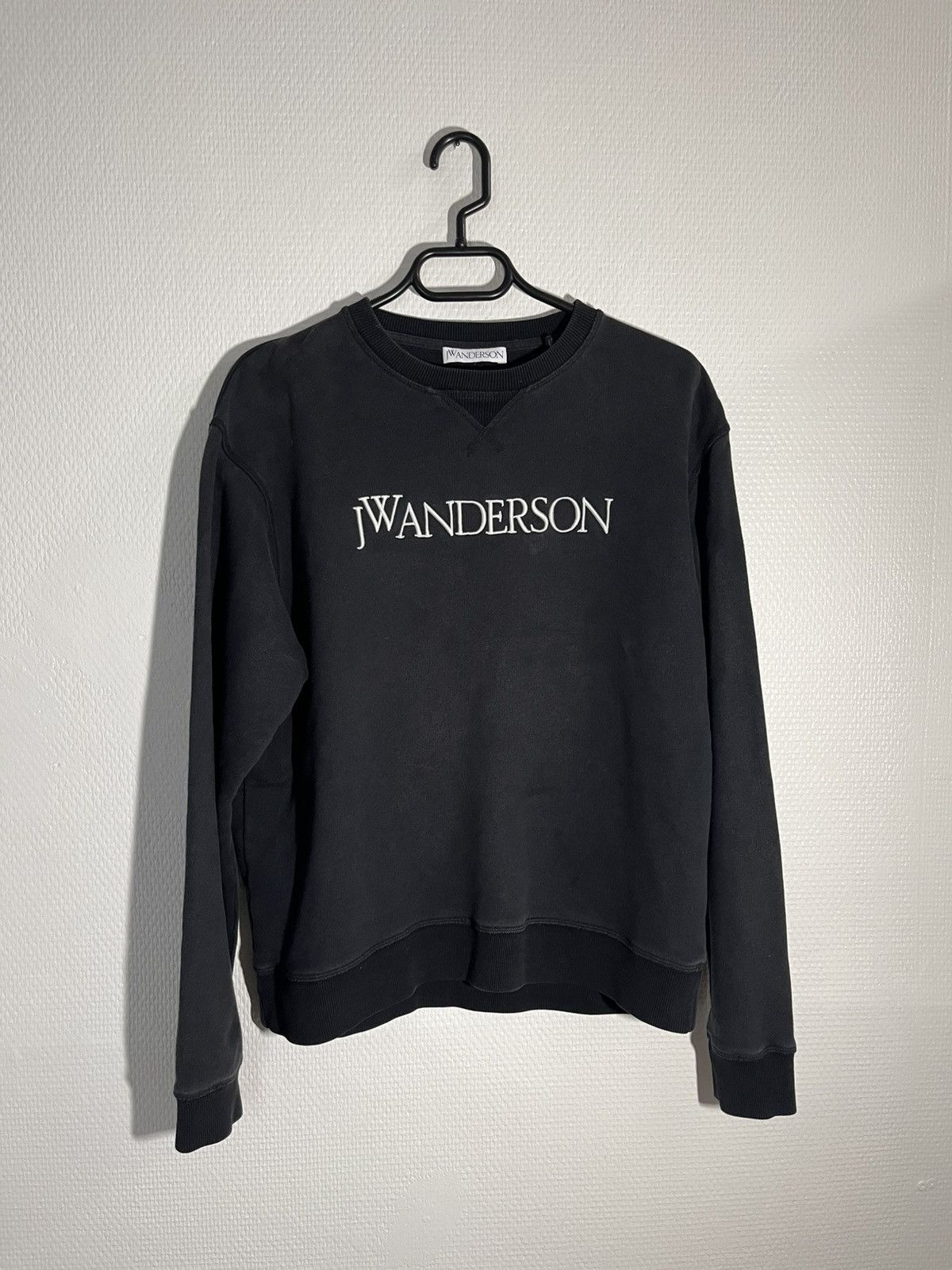 JW Anderson Jw anderson crewneck size m Size US M / EU 48-50 / 2 - 1 Thumbnail