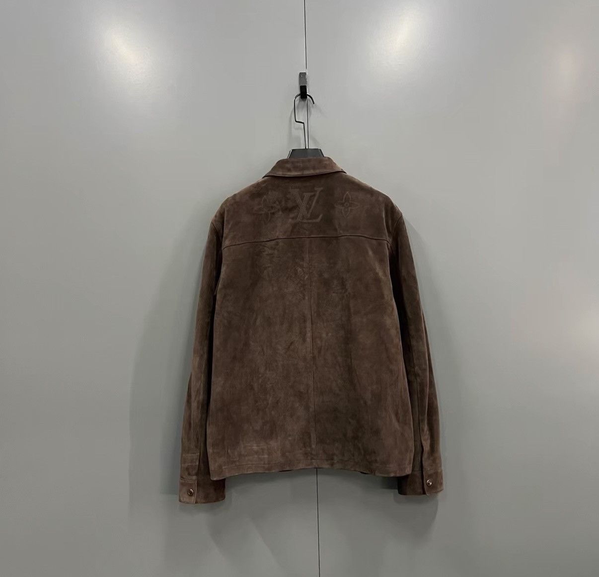 Louis Vuitton Louis Vuitton Dark Brown Suede Jacket J41 Size US M / EU 48-50 / 2 - 2 Thumbnail