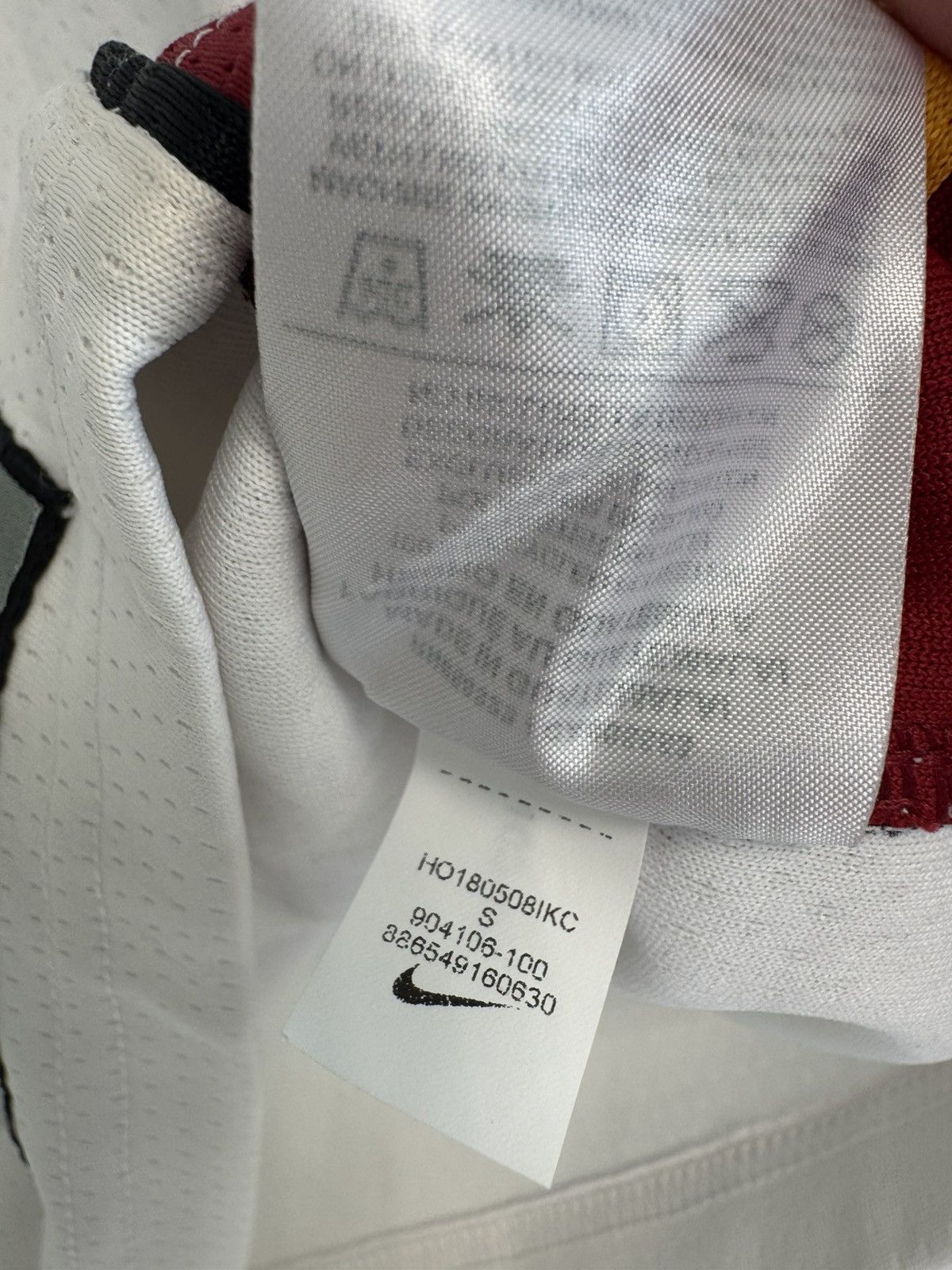 Nike Nike Miami Heat 2018 Home Basketball Jersey NBA Kit Shirt Size US S / EU 44-46 / 1 - 13 Thumbnail