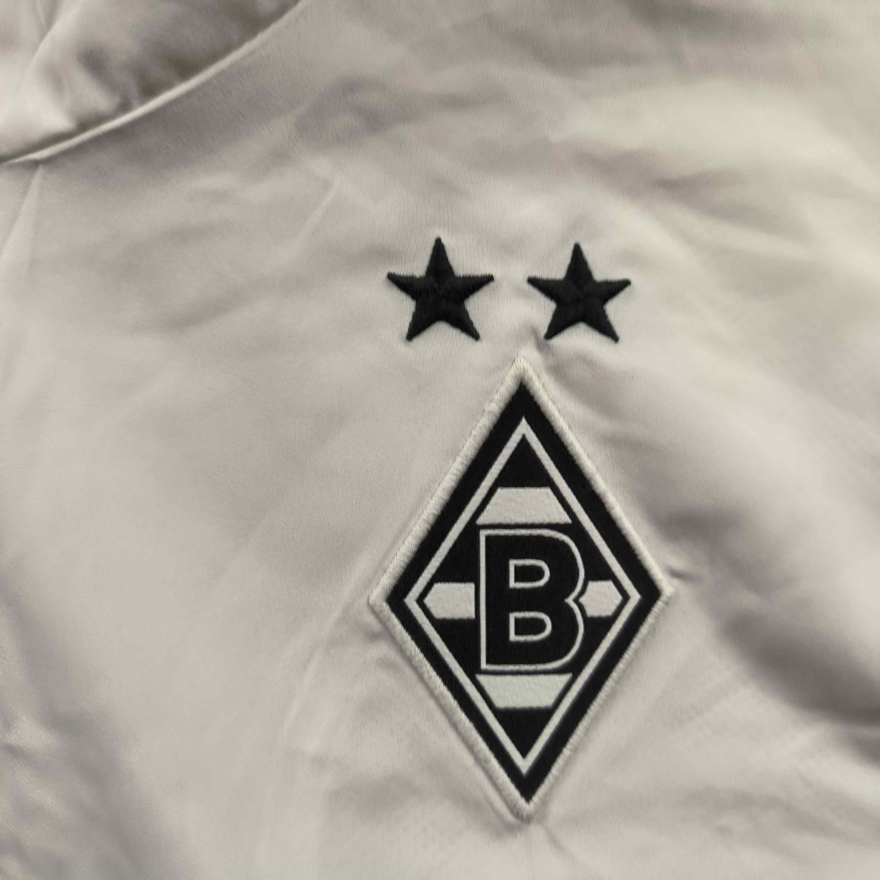 Puma Borussia Mönchengladbach 2020 Puma track top size L Size US L / EU 52-54 / 3 - 3 Thumbnail