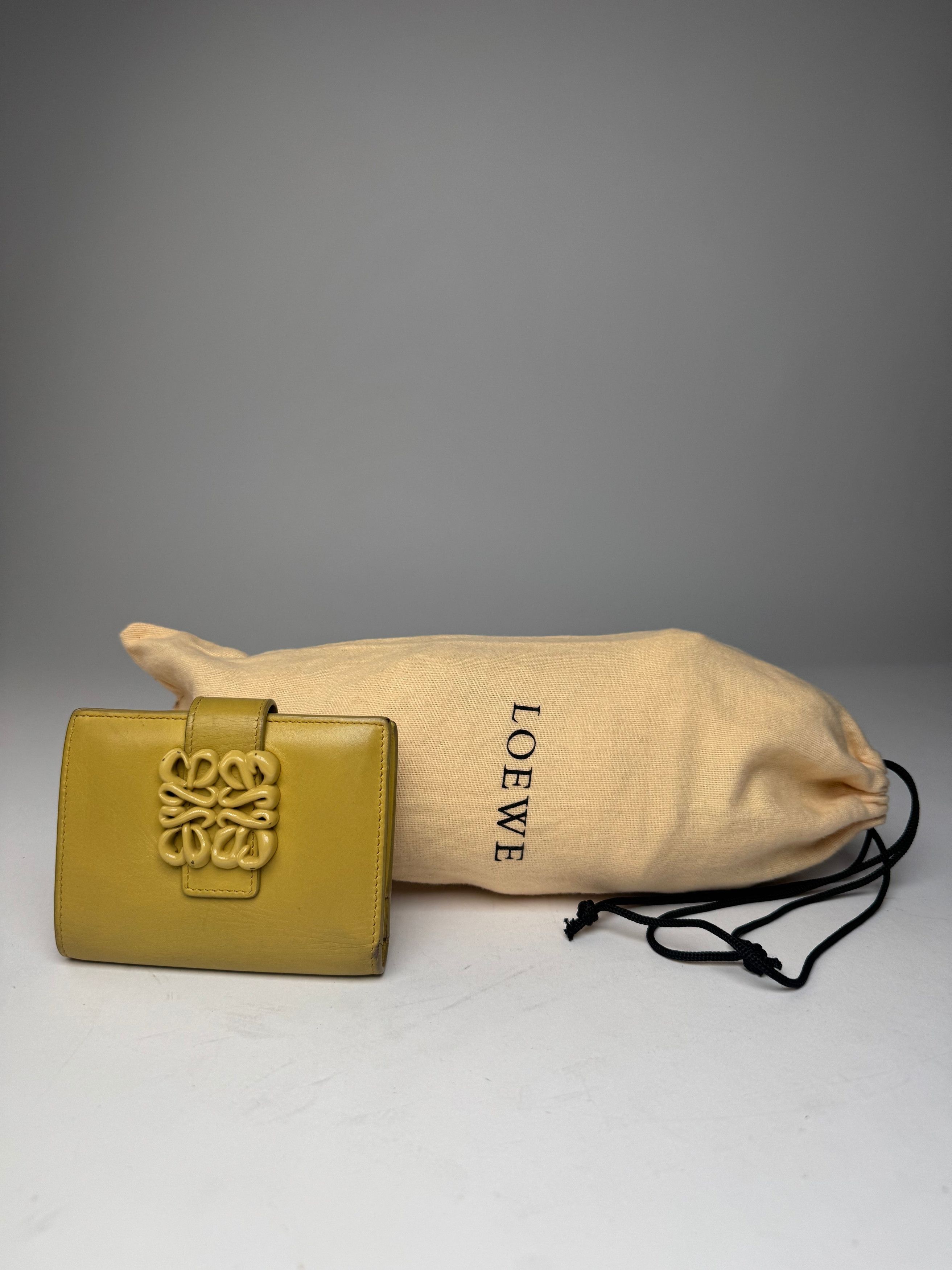 Loewe Vintage Anagram Logo Leather Wallet Yellow Size ONE SIZE - 1 Thumbnail