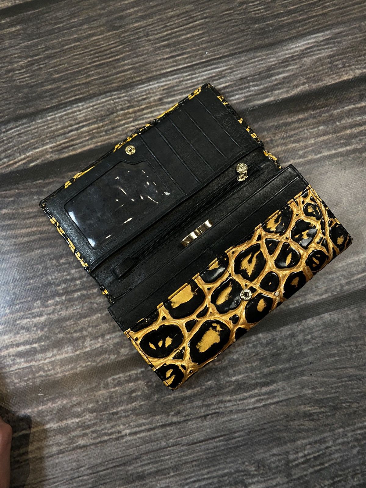 Versace Versace golden honeycomb vintage wallet Size ONE SIZE - 4 Thumbnail