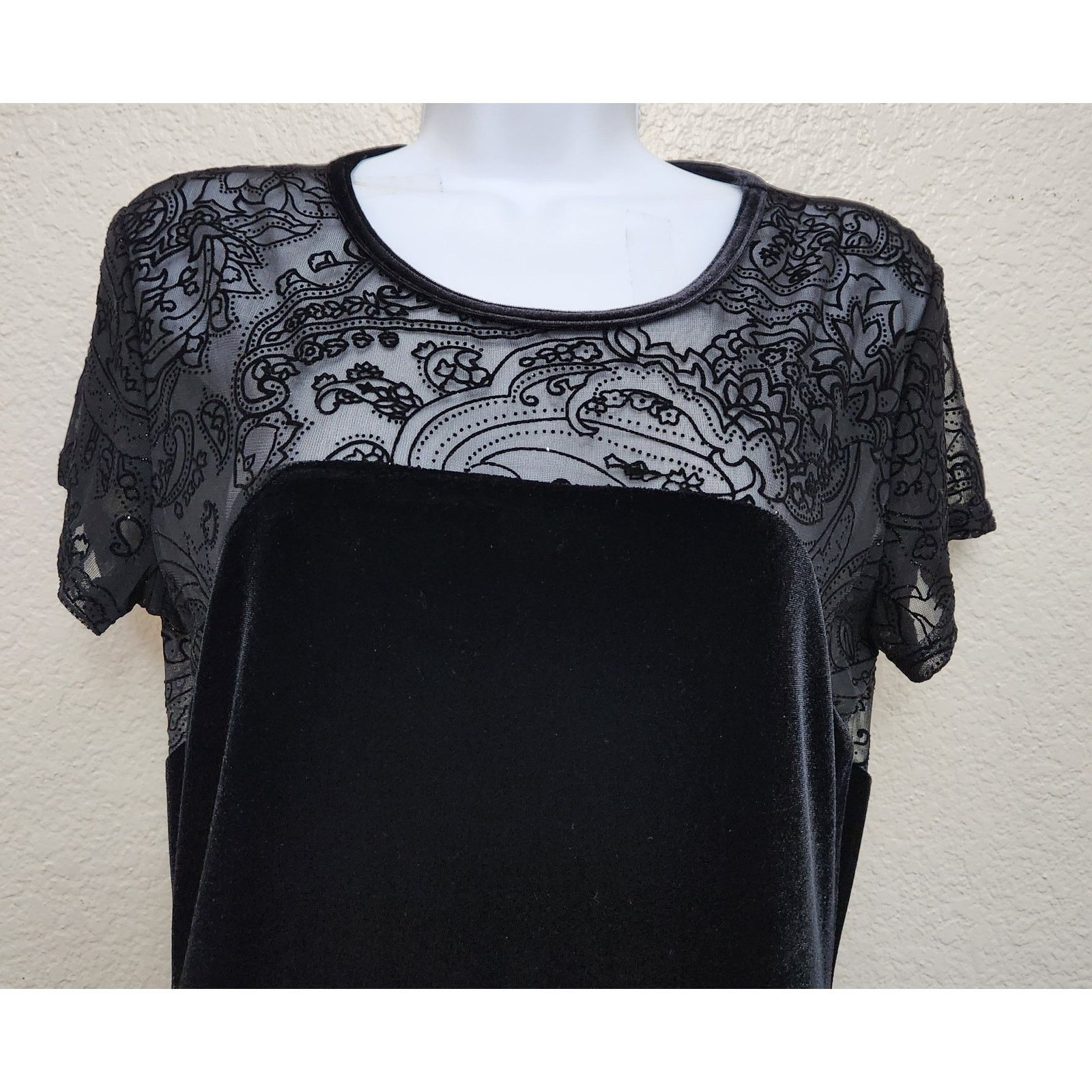 Other Connected Apparel Black Velour Lace Bodice Cocktail Dress 8 Size M / US 6-8 / IT 42-44 - 2 Thumbnail