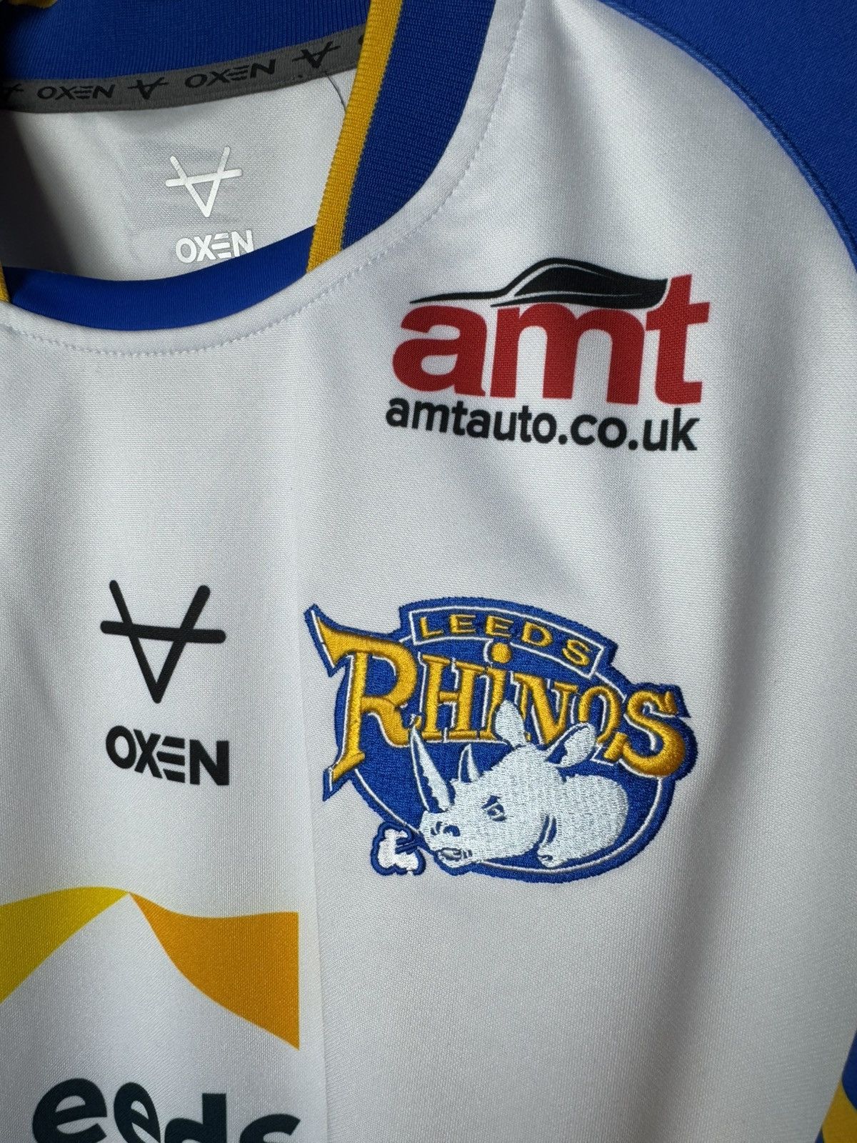 Vintage Leeds Rhinos 2024 Home Rugby Shirt Jersey Oxen Size US M / EU 48-50 / 2 - 4 Thumbnail