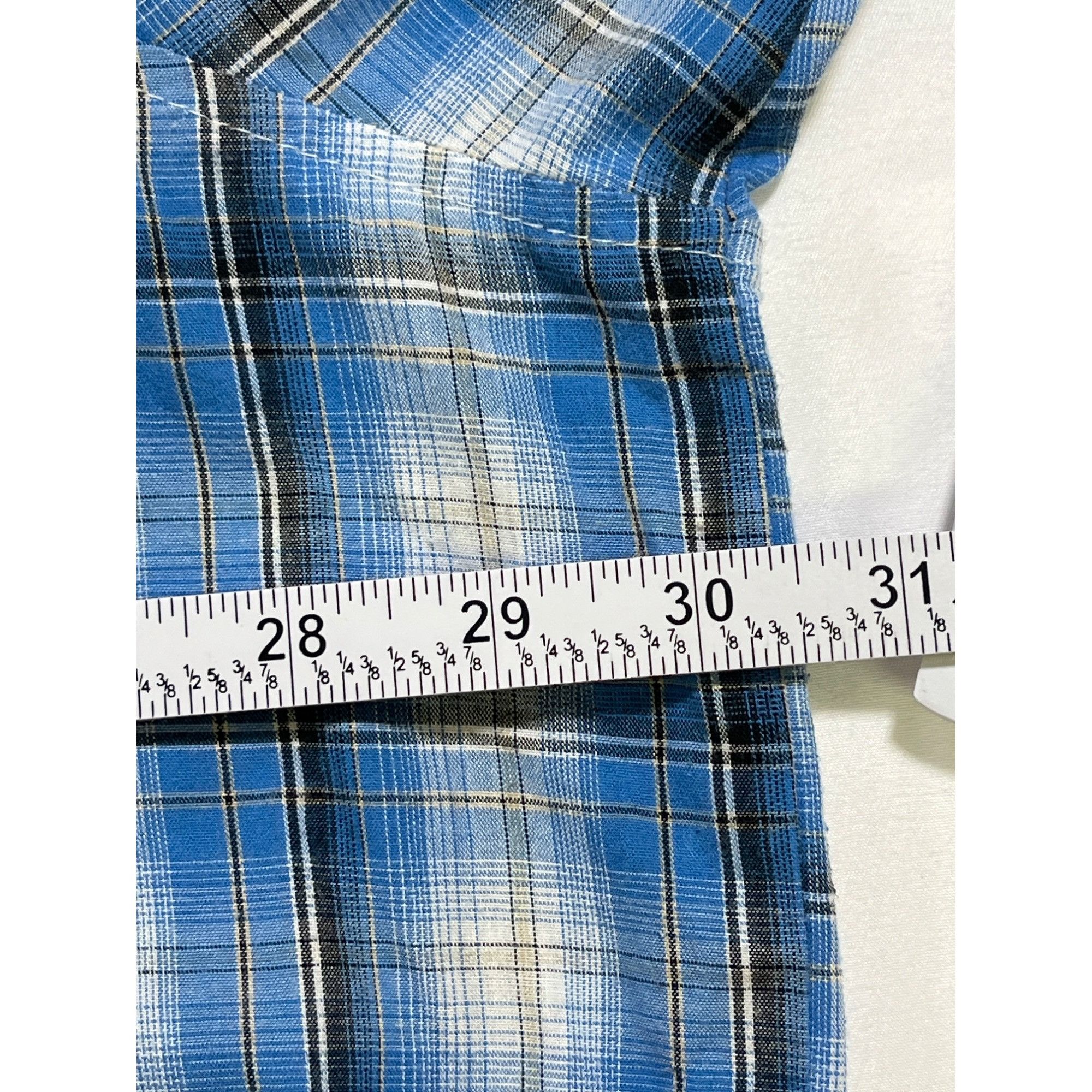 Wrangler Wrangler SKU 7777 Mens Blue Plaid Long Sleeve Pearl Snap Wes Size US XL / EU 56 / 4 - 5 Thumbnail