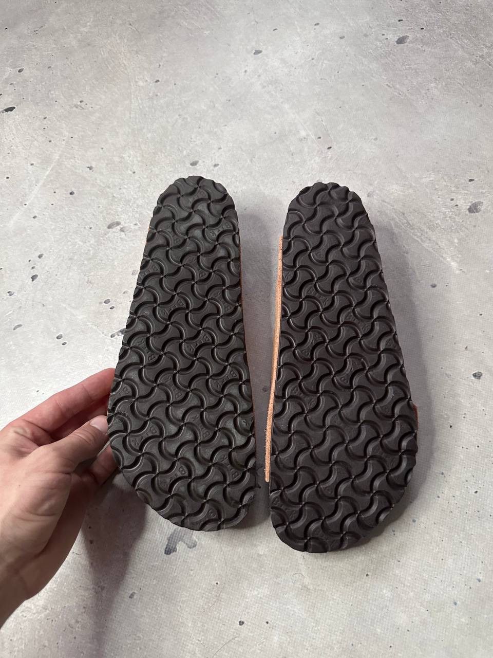 Birkenstock Birkenstock Arizona Suede Leather Sandals Brown Size 42 US 9 Size US 9 / EU 42 - 7 Thumbnail