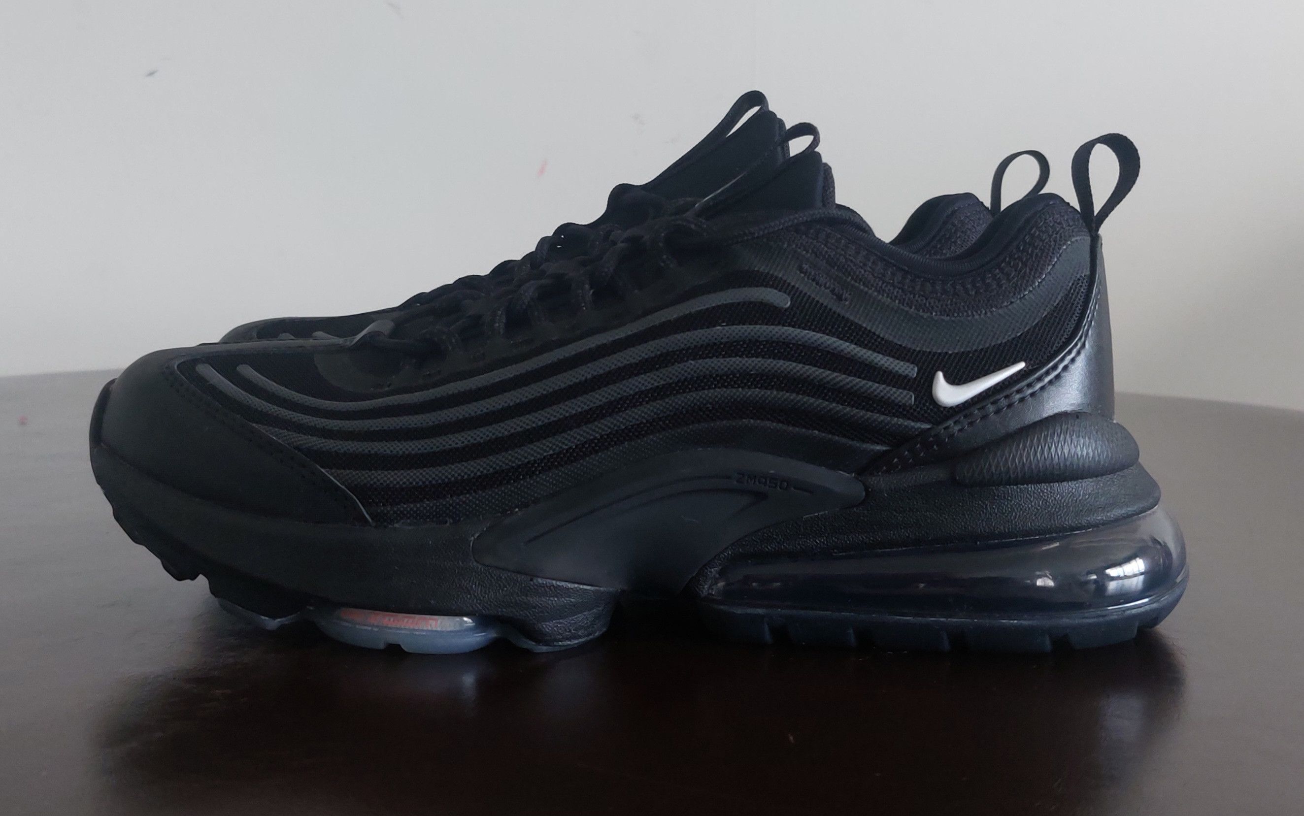 Nike Nike Air Max Zoom 950 (GS) Black Metallic Silver Size US 7.5 / IT 37.5 - 3 Thumbnail