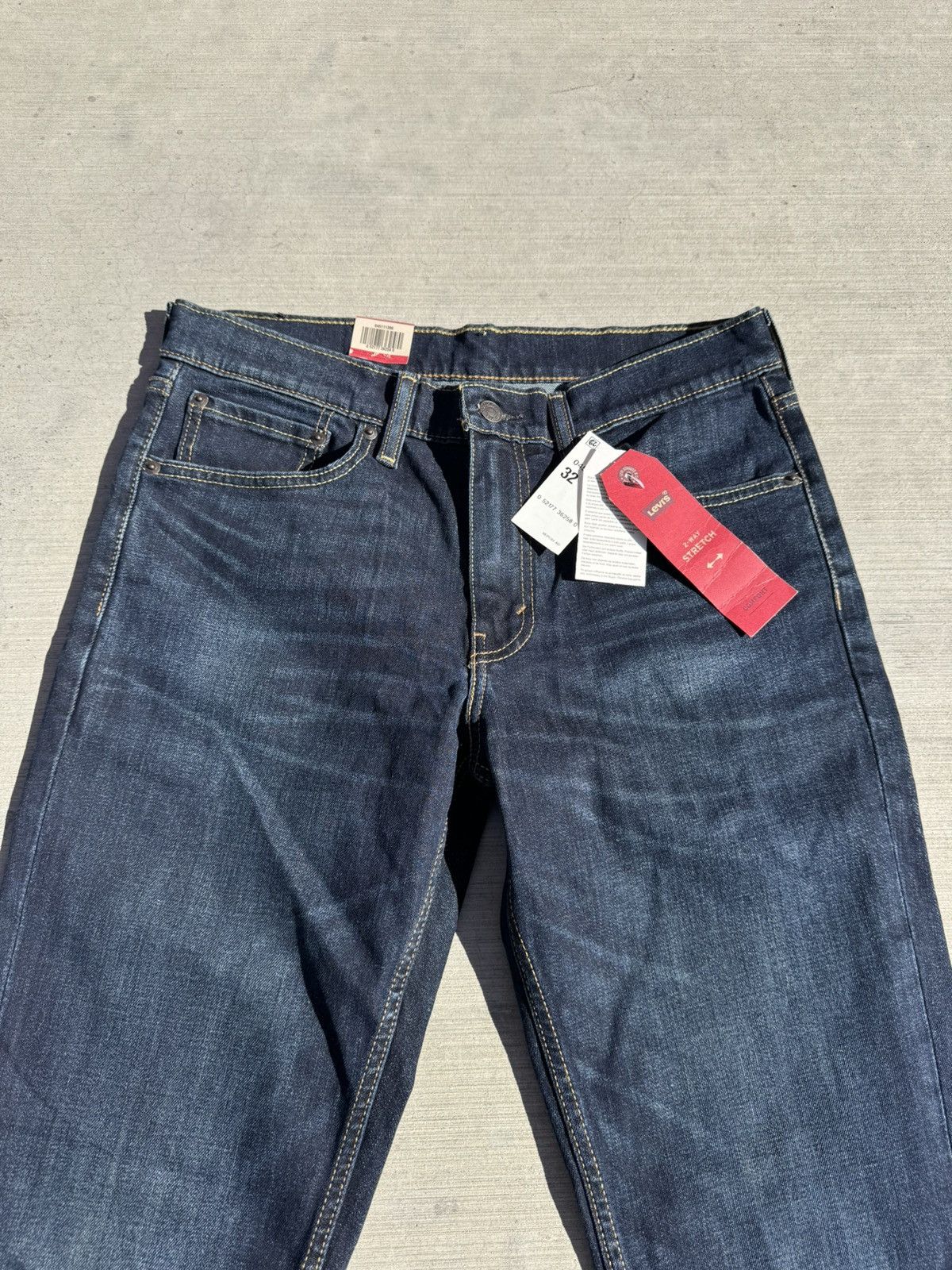 Levi's LEVI’S 511 SLIM BLUE JEANS DENIM STRETCH 32 x 32 BRAND NEW Size US 32 / EU 48 - 2 Thumbnail