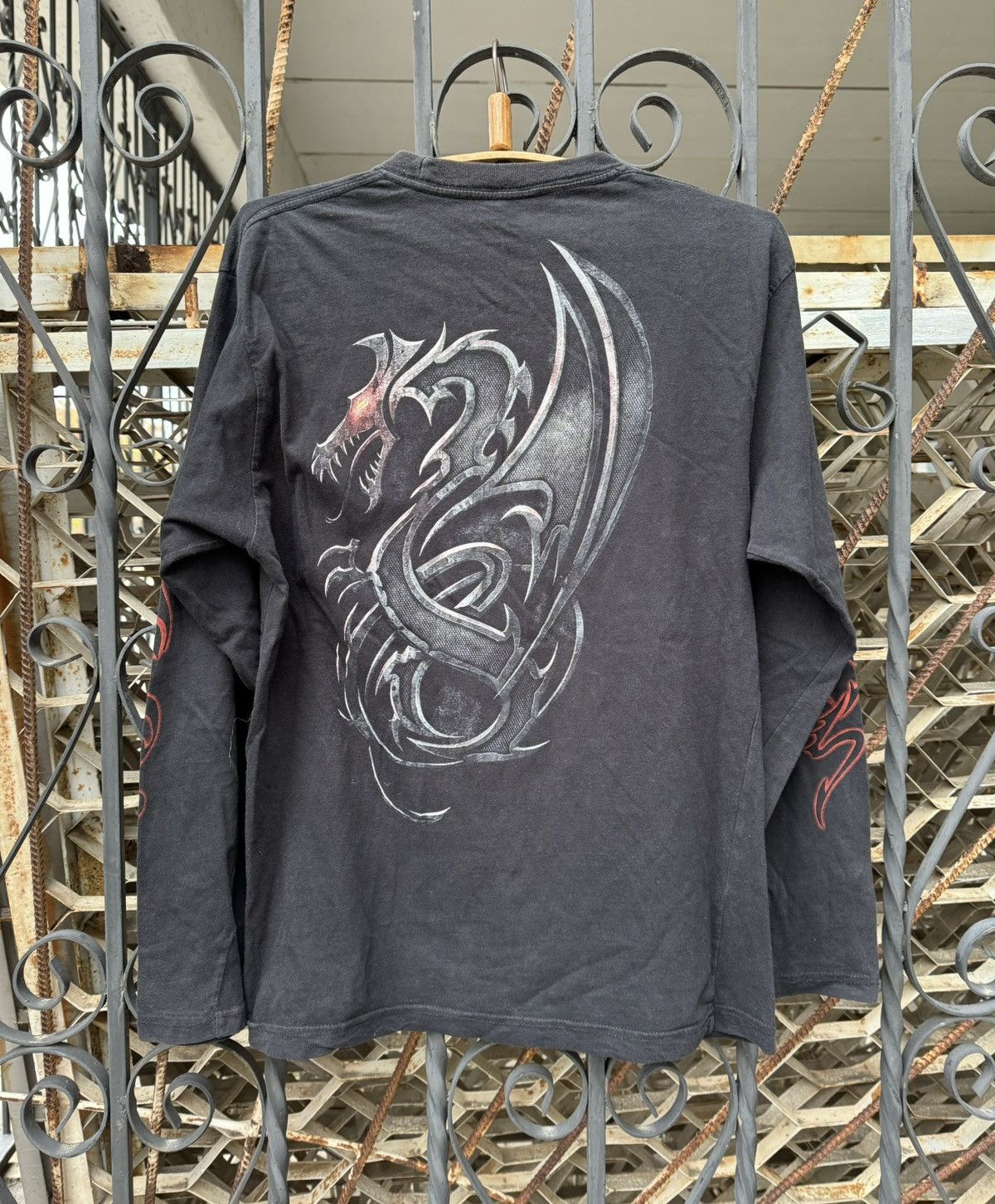 Affliction Vintage Graphic Design Crazy Dragon Long Sleeve Y2K Shirt Size US L / EU 52-54 / 3 - 2 Thumbnail