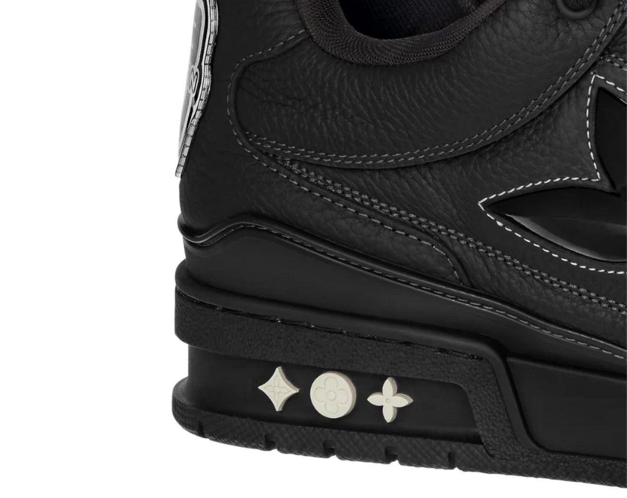 Louis Vuitton Louis Vuitton LV Trainer noir strass Size US 9 / EU 42 - 1 Thumbnail