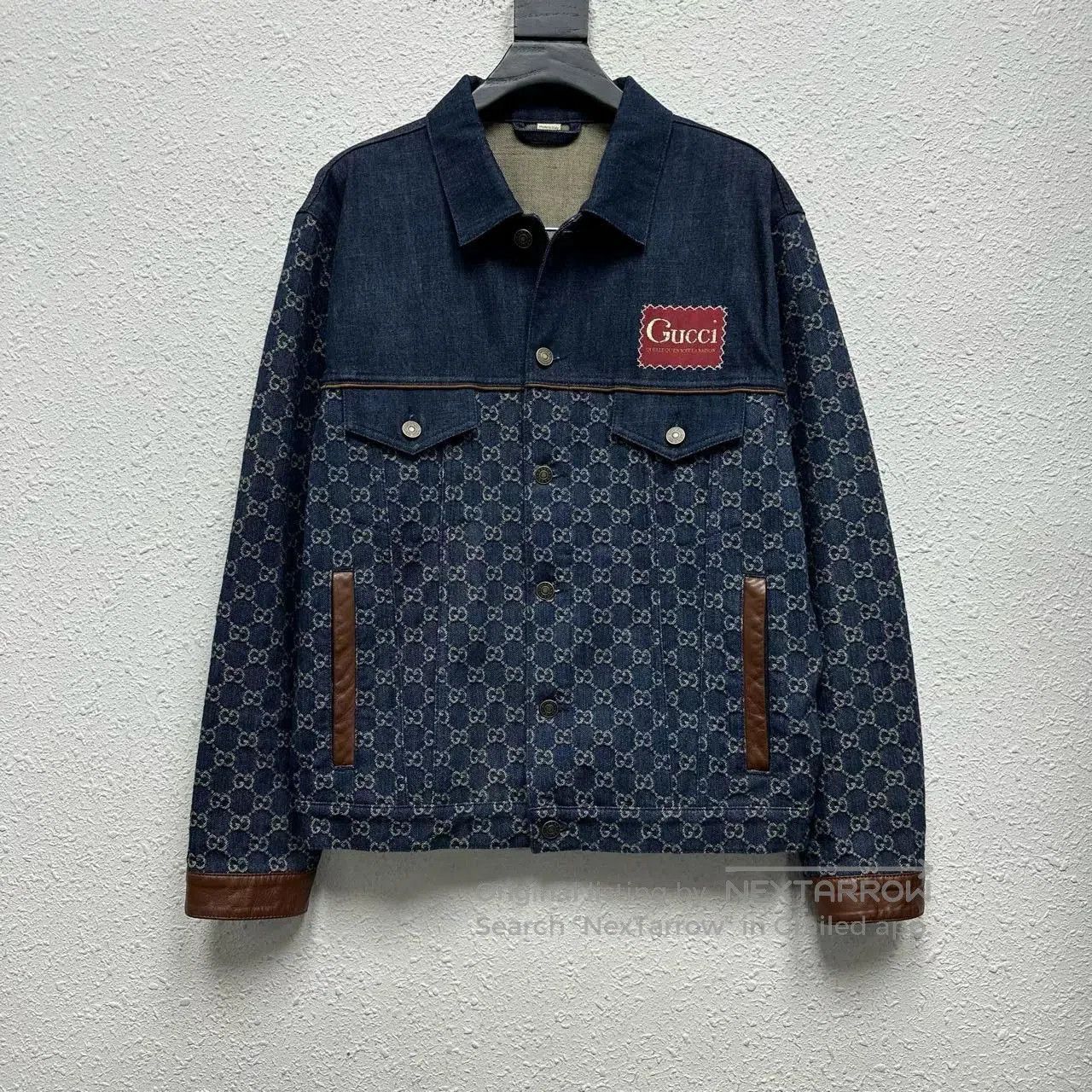 Gucci gucci denim jacket with iconic logo print. Size US M / EU 48-50 / 2 - 1 Thumbnail