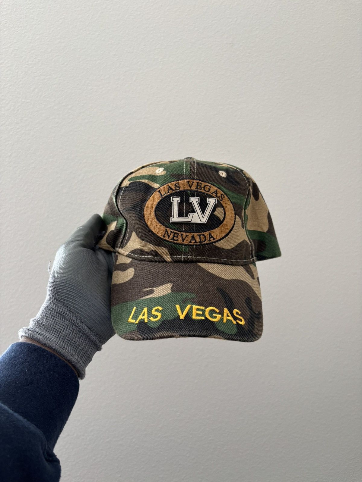 Vintage Las Vegas Camo Hat Size ONE SIZE - 1 Thumbnail