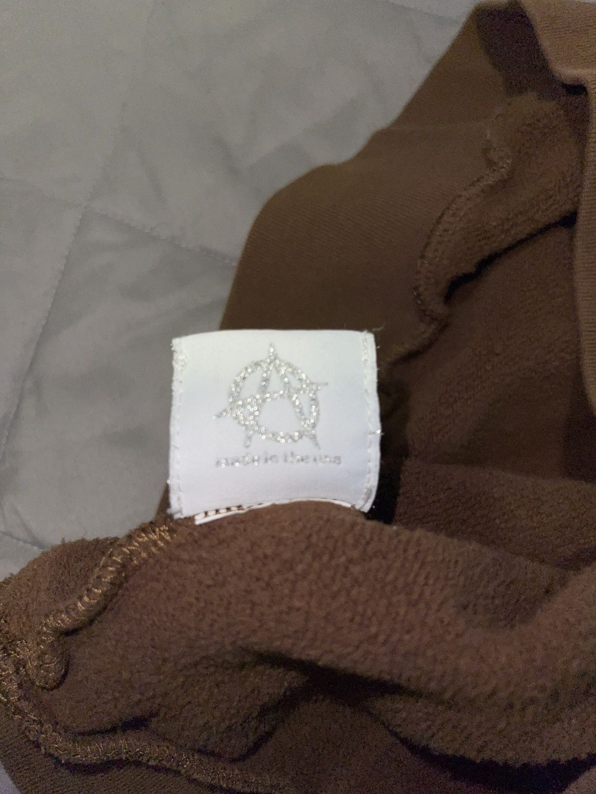 Designer × Revenge Revenge Brown Logo Hoodie Size US L / EU 52-54 / 3 - 6 Thumbnail