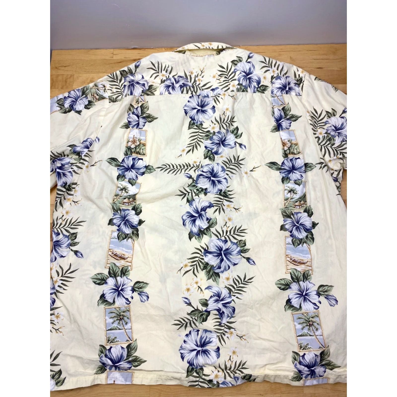 Vintage VTG Hawaiian Shirt Beige Floral Hibiscus Made in USA Button Up Aloha 2XL Men's Short Sleeve Cotton Size US XXL / EU 58 / 5 - 2 Thumbnail