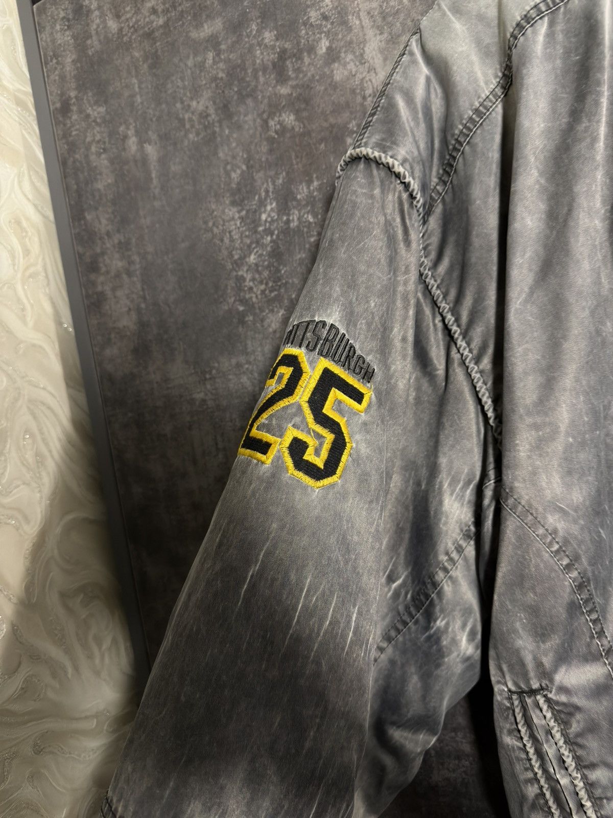 Other Vintage 90s NHL Pittsburgh Penguins Bomber Jacket Supreme Size US XL / EU 56 / 4 - 13 Thumbnail