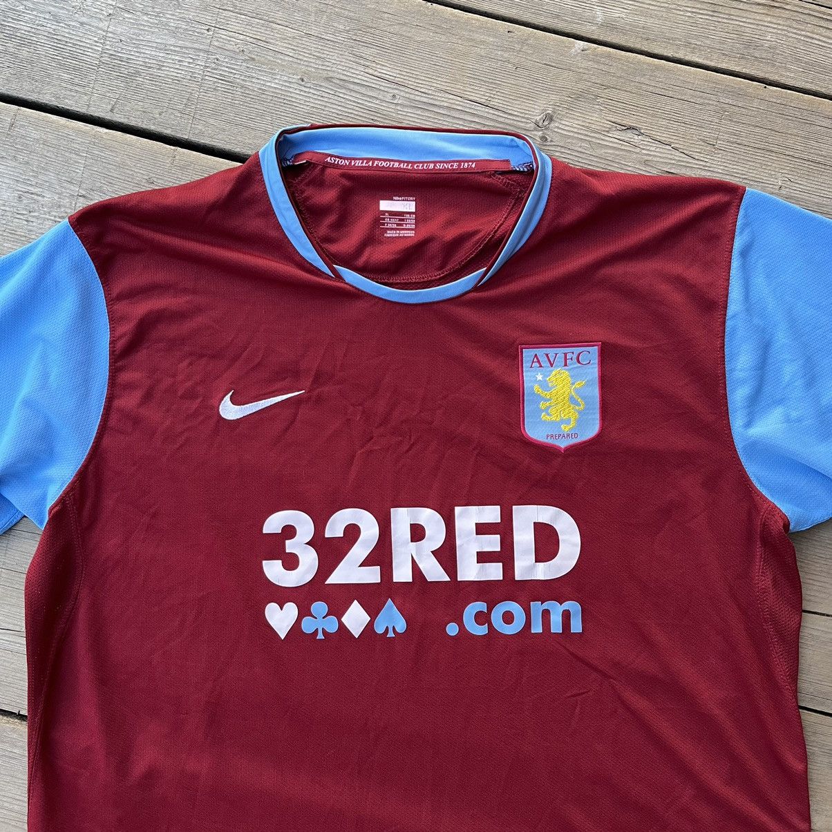Nike Aston Villa home kit season 2007/2008 Size US XL / EU 56 / 4 - 2 Thumbnail