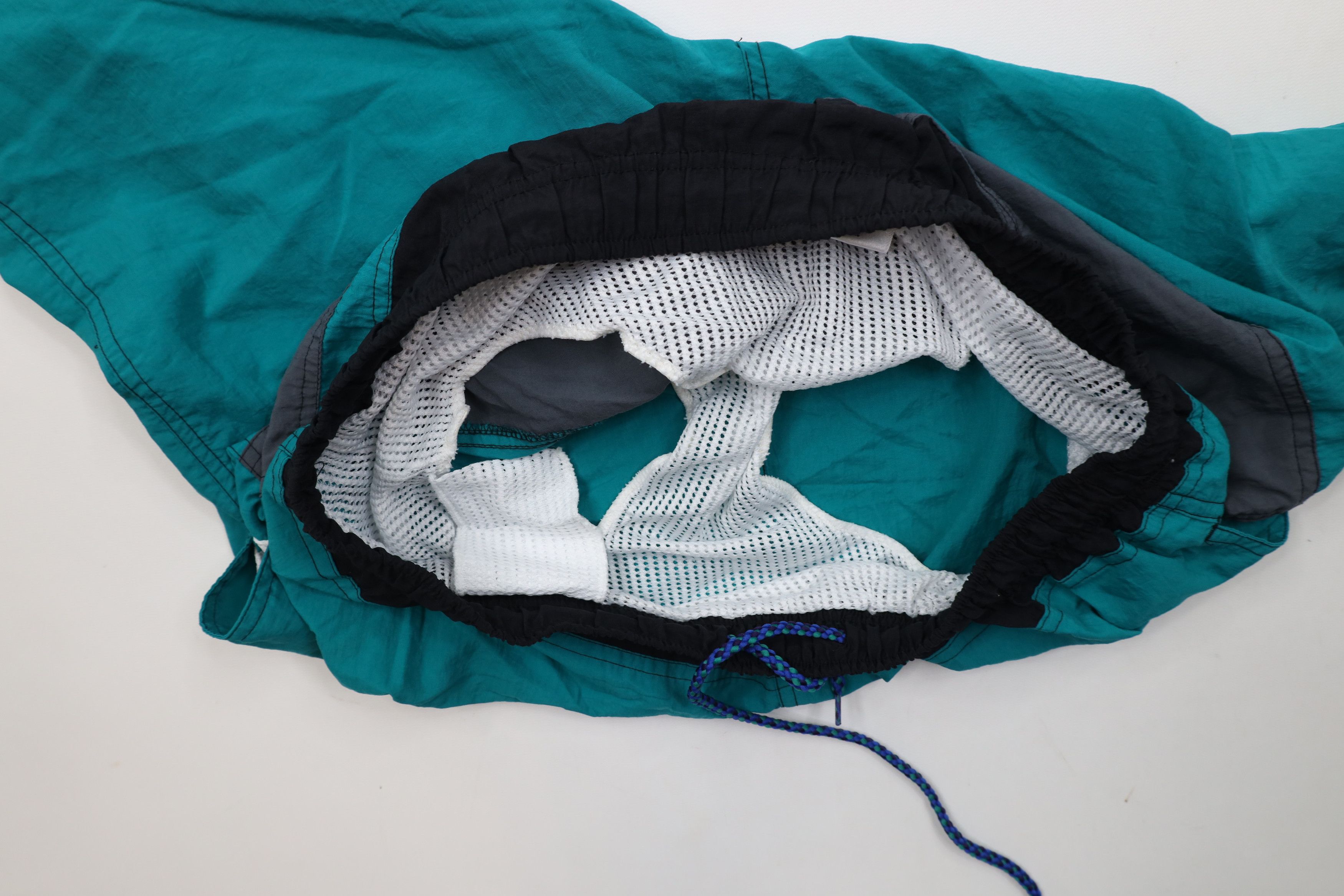 Vintage Vintage 90s Streetwear Lined Above Knee Shorts Swim Trunks Size US 34 / EU 50 - 7 Thumbnail