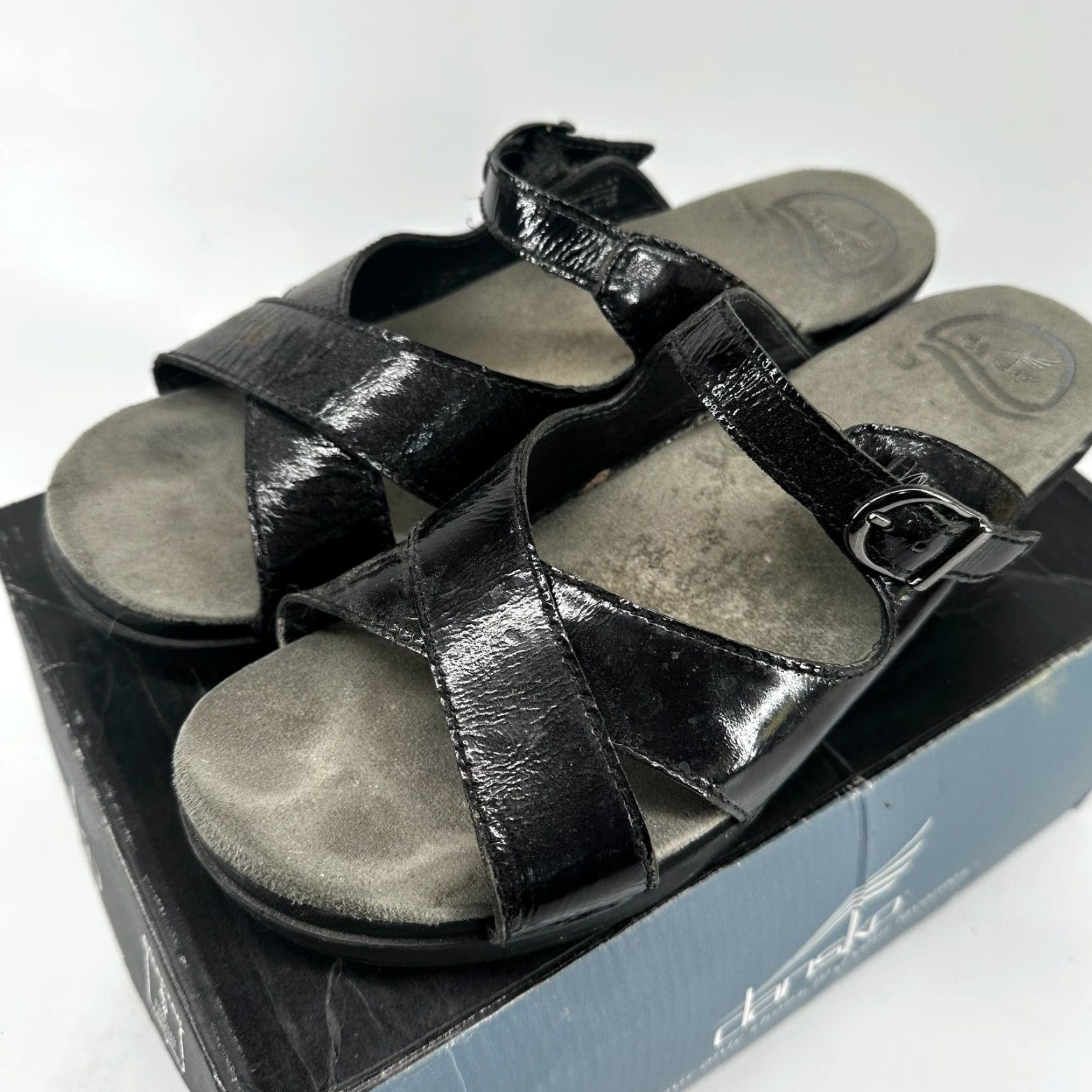 Dansko Dansko Sandal Black Women's Size 40 Criss-Cross Strap Leather Slip On Slide Shoes Womens Shoes Leather Slip On Comfort Casual Wedge All Season Size US 8 / IT 38 - 2 Thumbnail