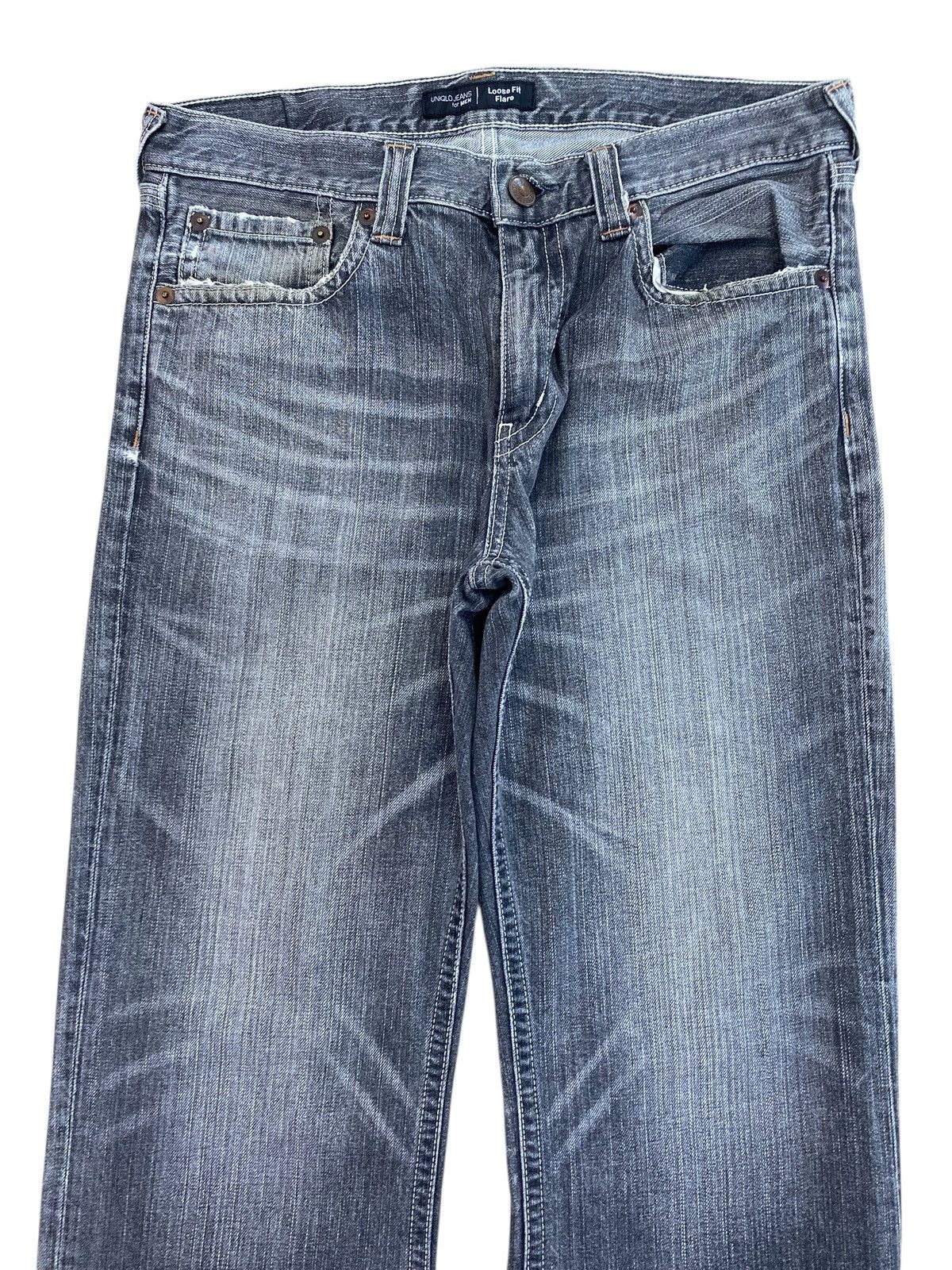 Uniqlo Uniqlo Black Faded Wash Style Loose Fit Flare Jeans Size US 36 / EU 52 - 2 Thumbnail