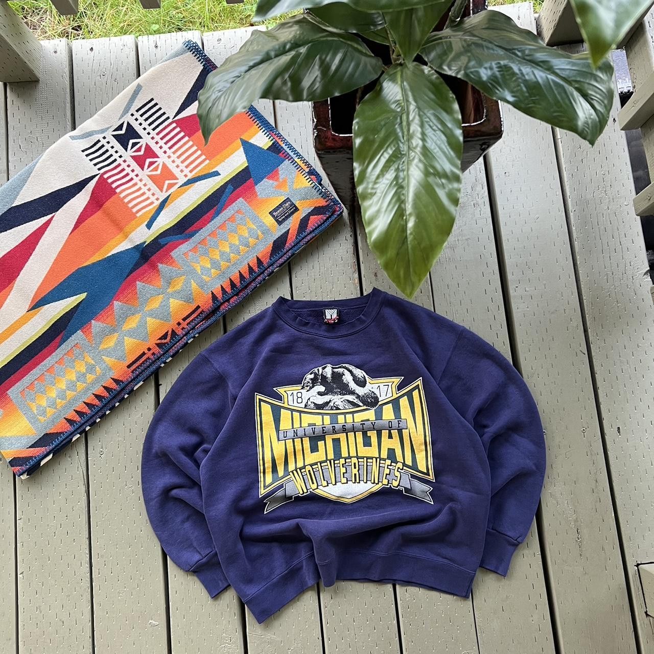 Vintage Vintage Michigan Wolverines Sweatshirts Size US M / EU 48-50 / 2 - 2 Thumbnail