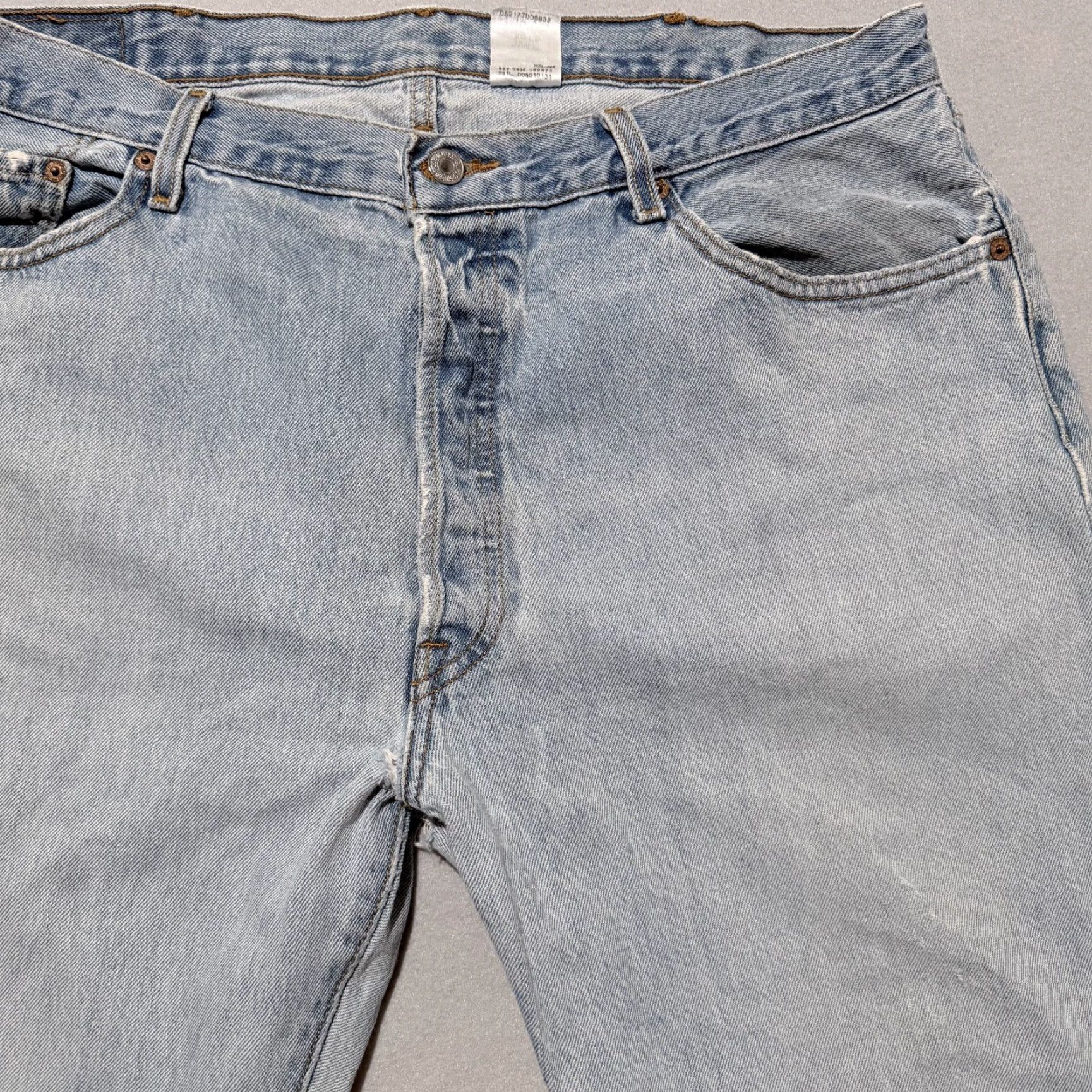 Levi's VINTAGE Levi's Jeans Men Blue 501 Distressed Zip-Fly Straight-Leg 40x34 Mens Jeans Vintage Levi's 501 Size US 40 / EU 56 - 3 Thumbnail