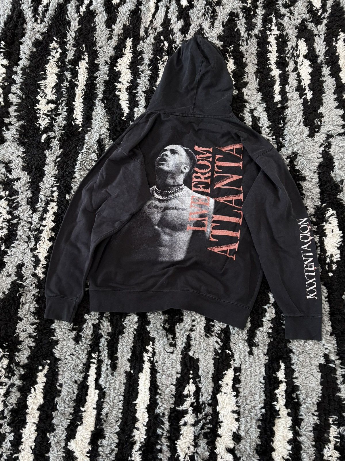 Other xxxtentacion revenge tour merch hoodie Size US L / EU 52-54 / 3 - 1 Thumbnail