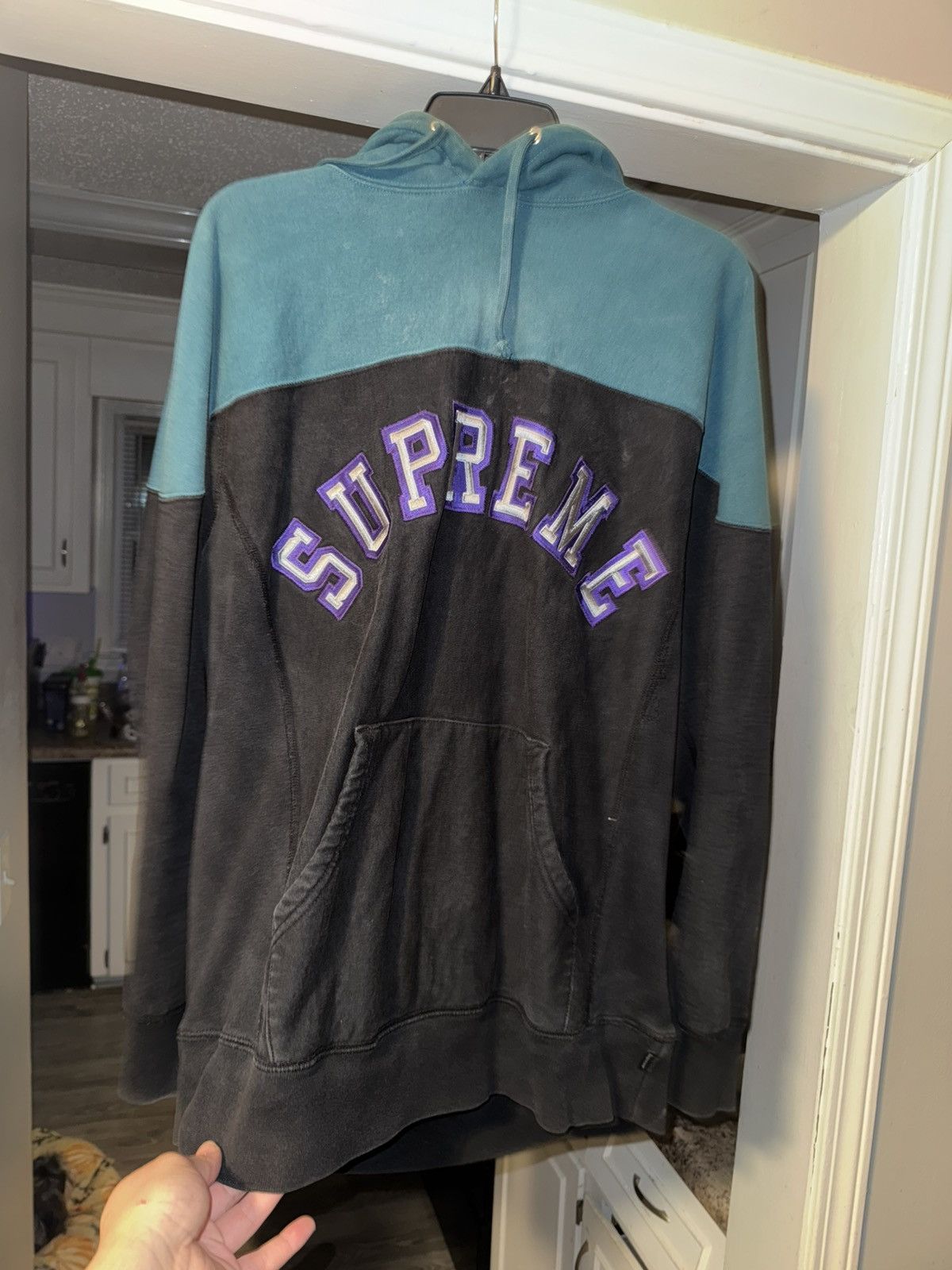 Supreme Two Tone Arc Logo Hoodie Teal Large Size US L / EU 52-54 / 3 - 1 Thumbnail