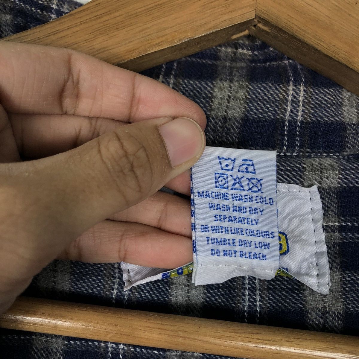 Japanese Brand Vintage Flannel Wool Jacket Tartan Design Alaska Wilderness Size US XXL / EU 58 / 5 - 16 Thumbnail