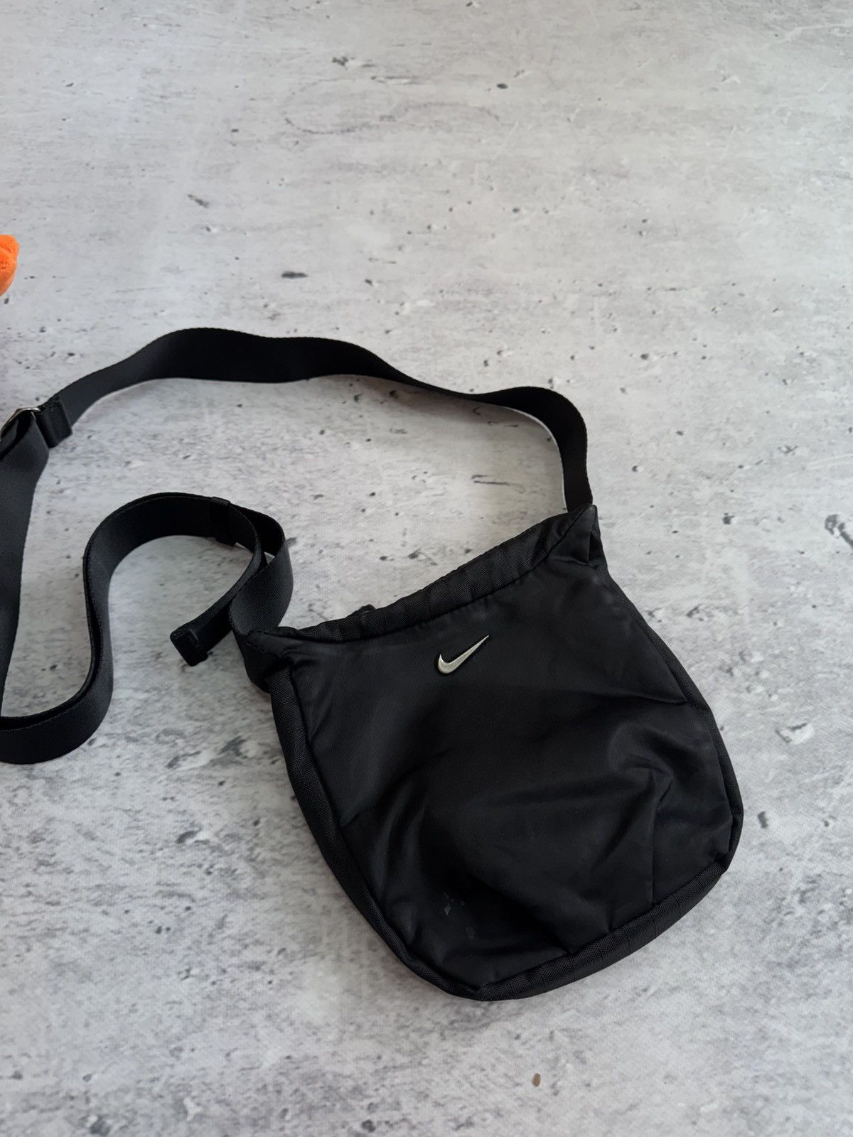 Nike × Vintage NIKE VINTAGE BASIC LOGO 00s 90s PINTEREST STYLE SLING BAG Size ONE SIZE - 2 Thumbnail