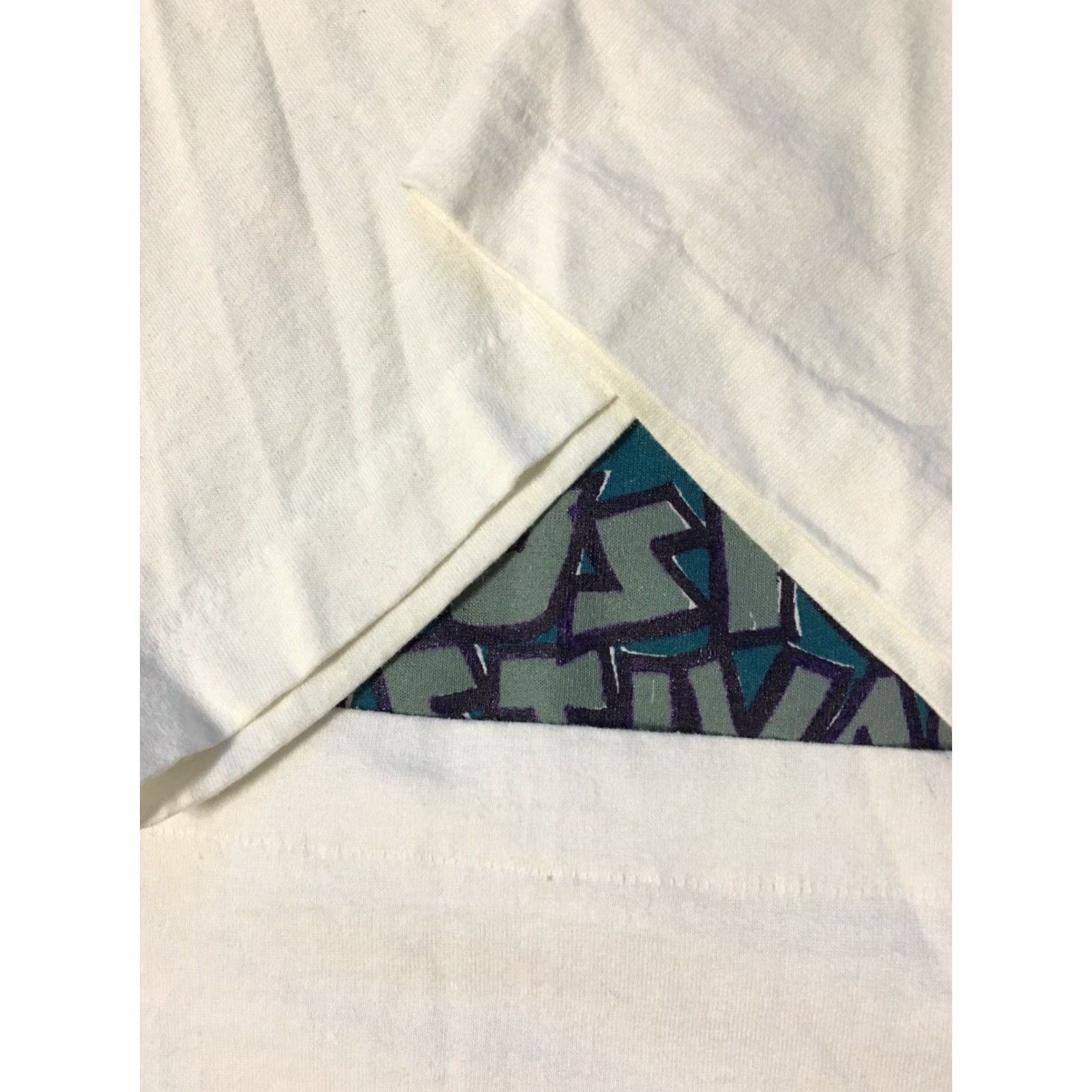 Fruit Of The Loom VINTAGE Allstate Music Festival Shirt L Men White 90s Vaporwave Grunge USA 1997 Concert Tour Shirt Size US L / EU 52-54 / 3 - 3 Thumbnail