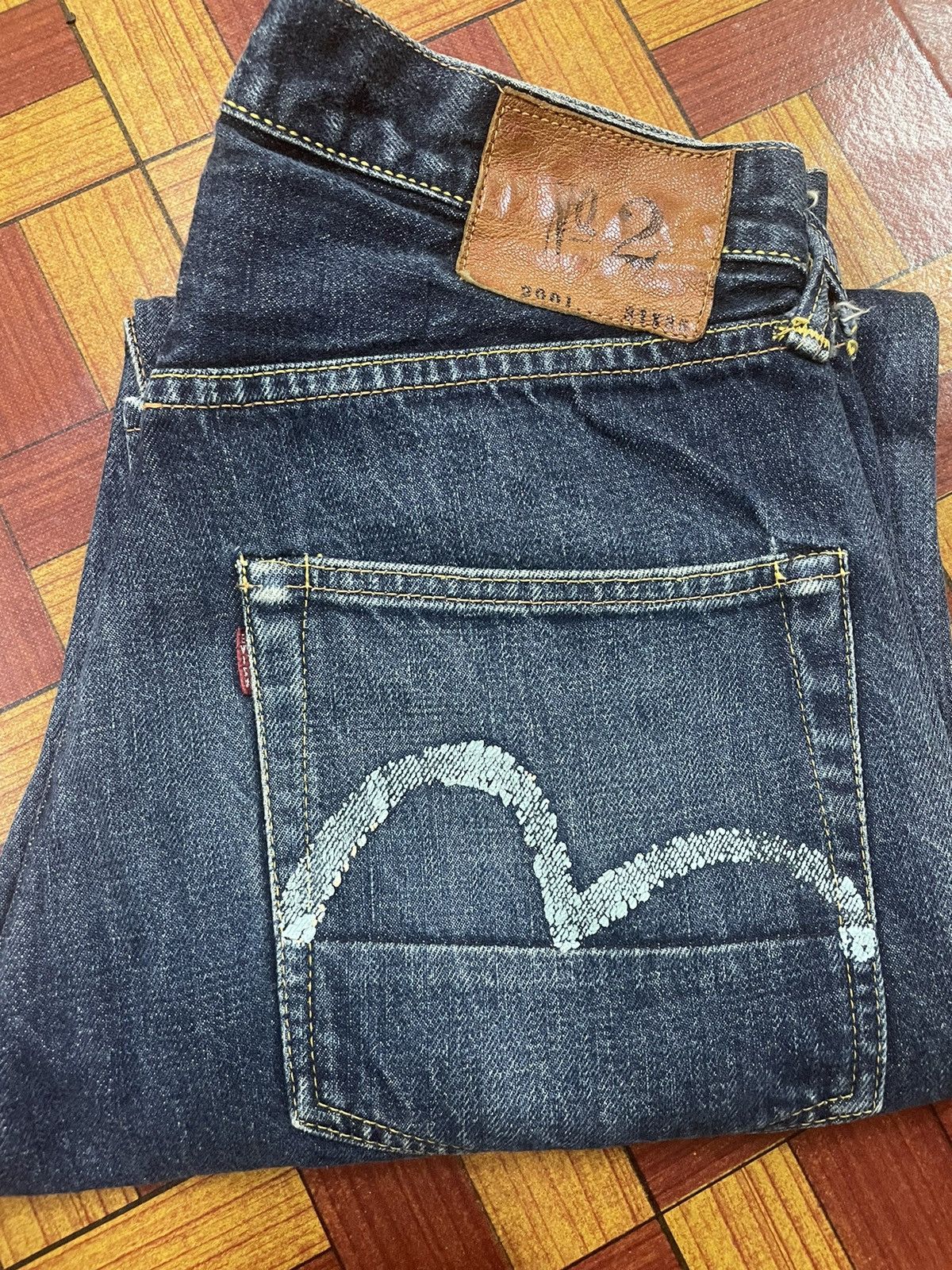 image of Vintage Evisu Sea Gull Painted Back Pockets Selvage in Blue, Men's (Size 30)