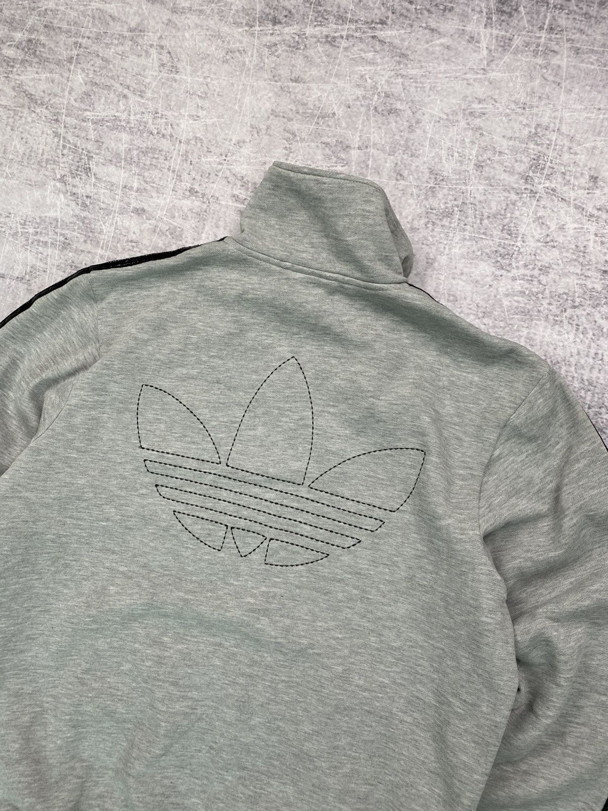 Adidas × Vintage Vintage gray Adidas logo three stripes zip sweatshirt Size US L / EU 52-54 / 3 - 5 Thumbnail