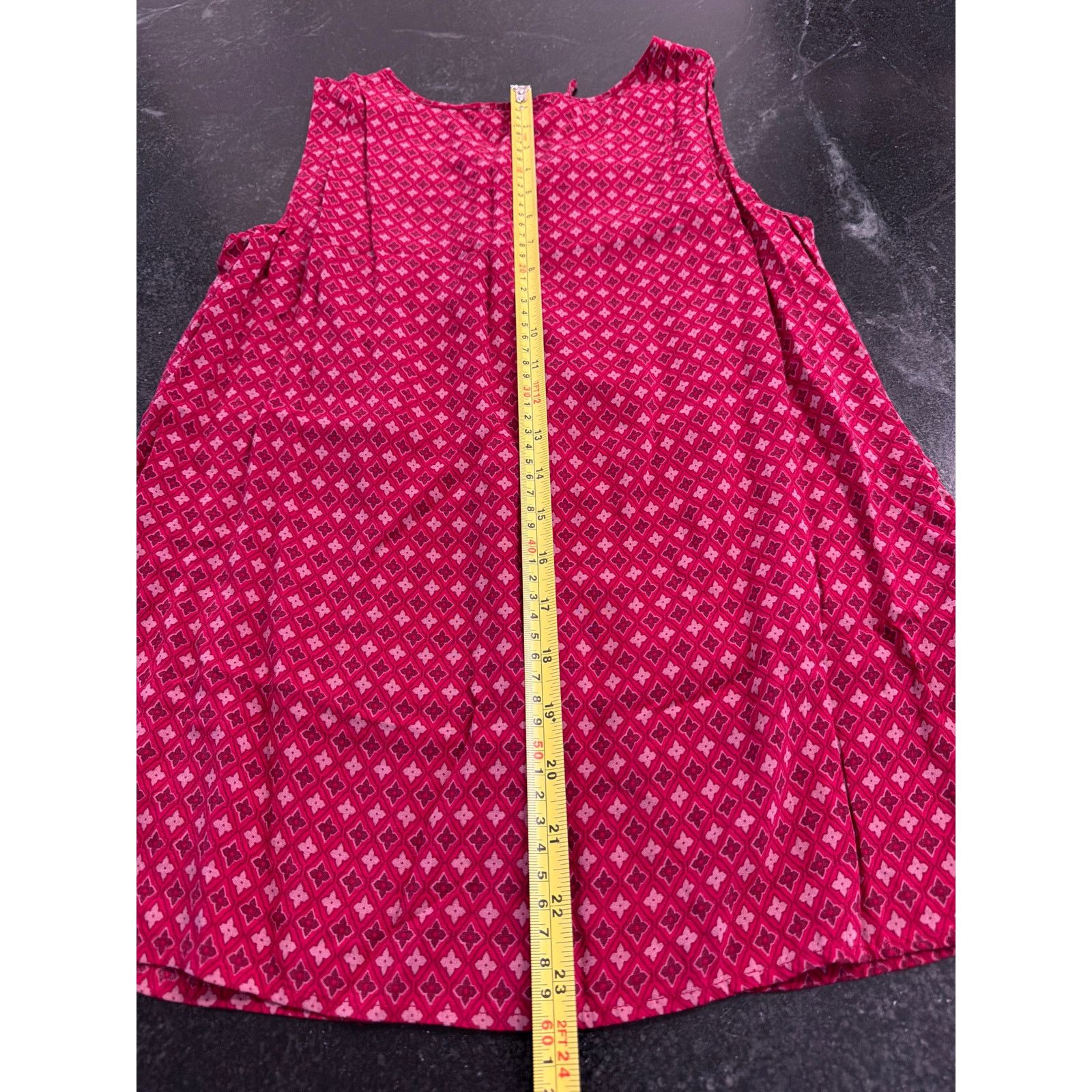 Loft Ann Taylor Loft raspberry print shirred bodice tank SM Size S / US 4 / IT 40 - 8 Thumbnail