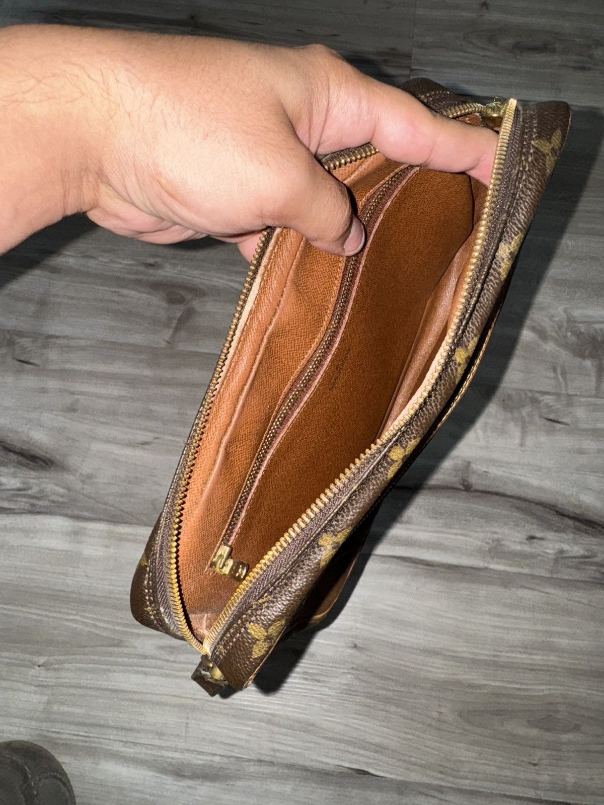 Louis Vuitton Vintage Louis Vuitton Monogram Wristlet Size ONE SIZE - 6 Thumbnail