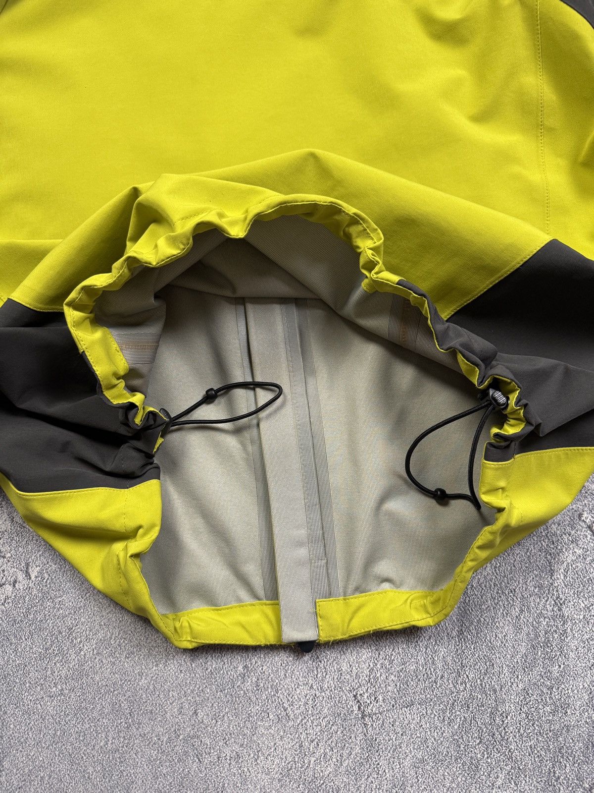 Other Seven Summits Extreme Gore-Tex Jacket Size US L / EU 52-54 / 3 - 12 Thumbnail