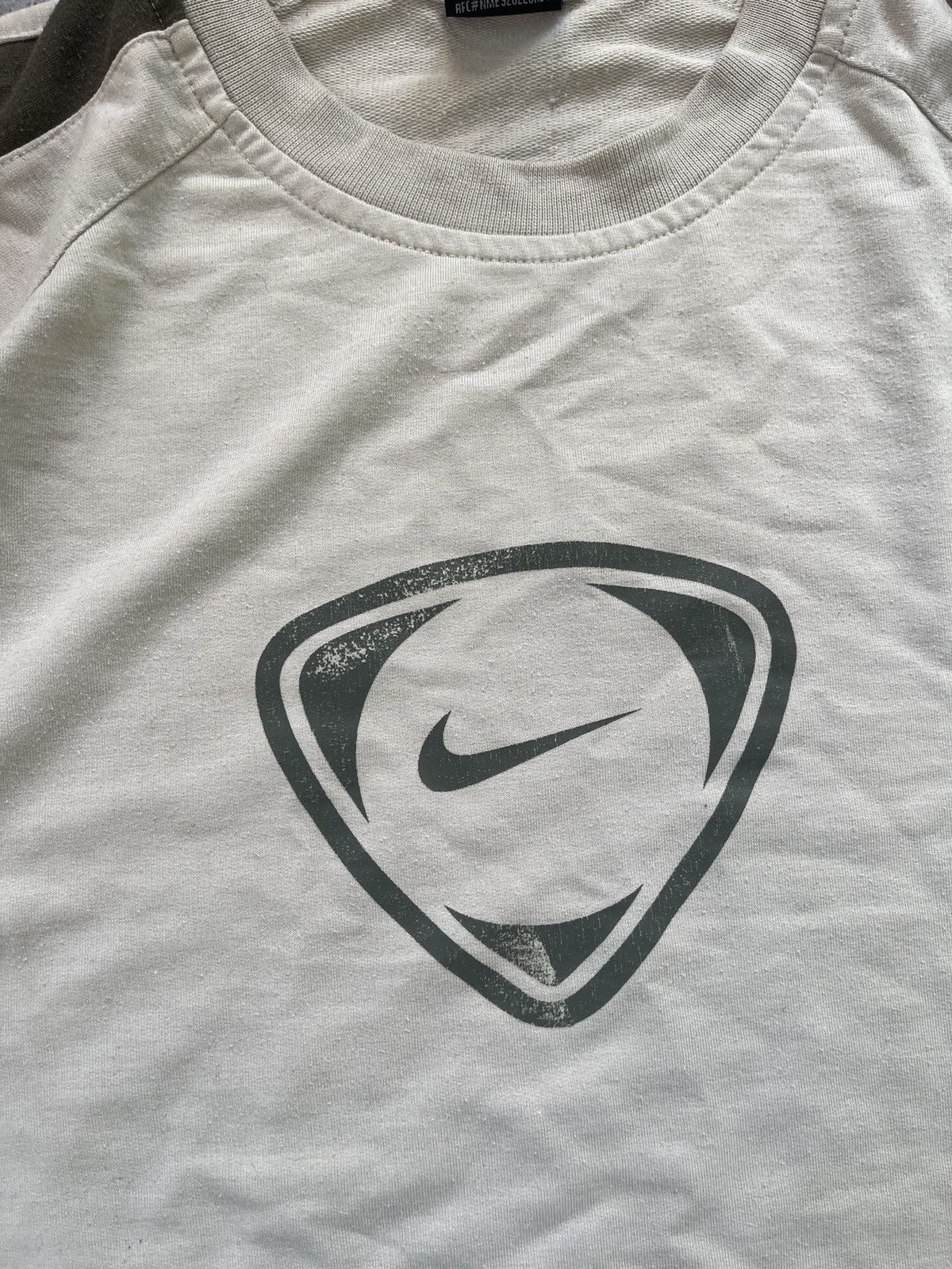 Nike × Vintage Nike Vintage Tee Center Swoosh Athletic Performance Tribal Size US XL / EU 56 / 4 - 5 Thumbnail