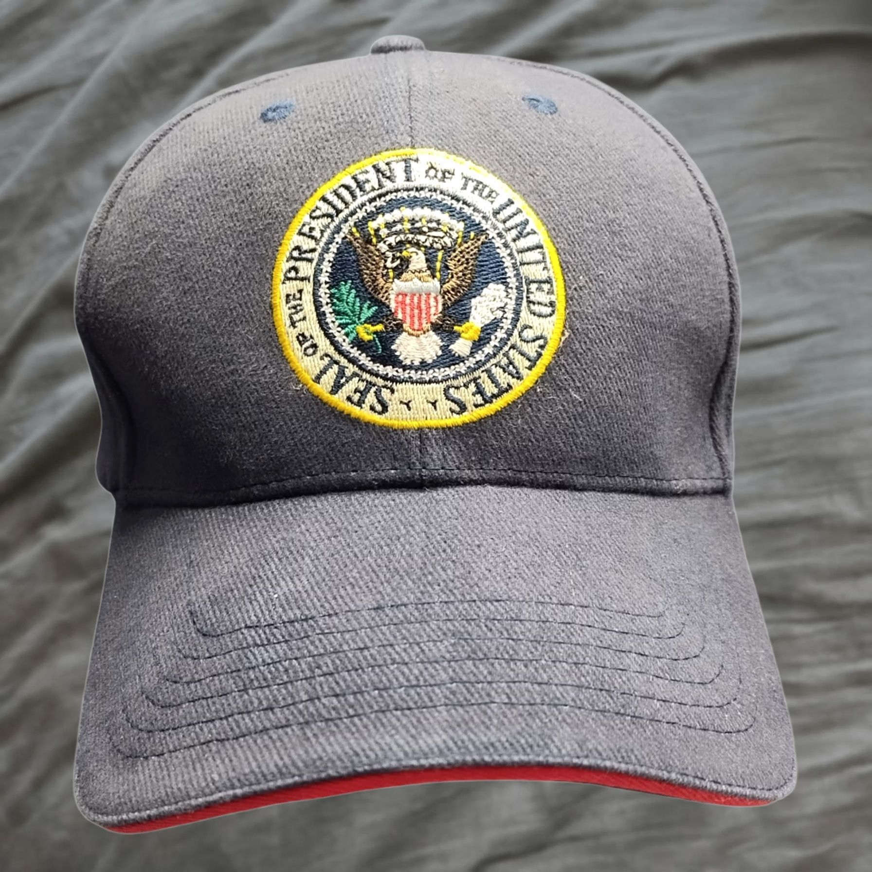 Vintage Nike SeAL Of The President Of The United States Baseball Cap Mens Navy Adjustable Size ONE SIZE - 1 Thumbnail