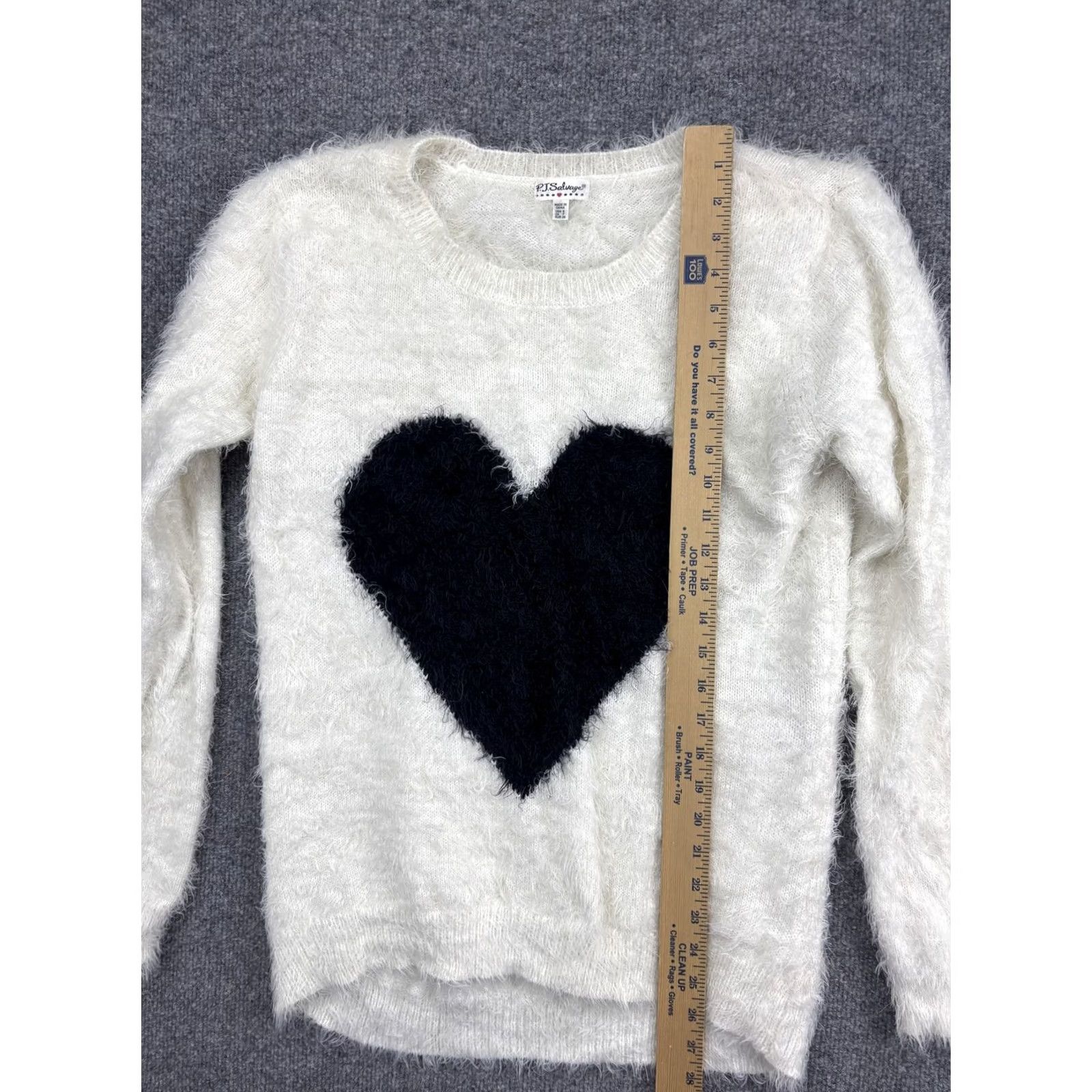 Vintage P.J. Salvage Sweater Womens Small White Black Heart Fuzzy Eyelash Knit Pullover Size S / US 4 / IT 40 - 3 Thumbnail