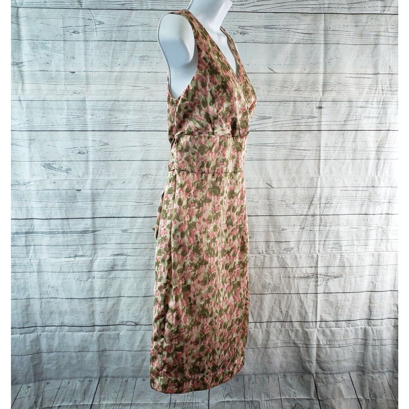 Talbots Talbots Womens Dress Sz 4 Sleeveless V-Neck Pink Green Pleated Sheath Knee Length Adult Womens Size S / US 4 / IT 40 - 3 Thumbnail