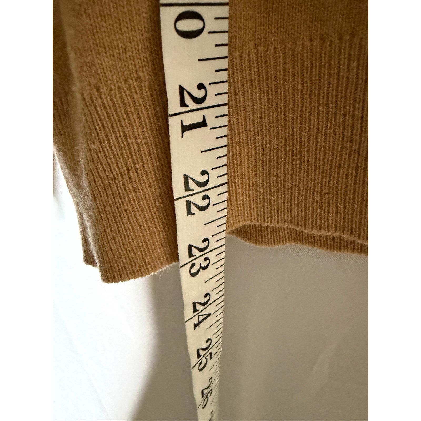 Ballantyne Berk by Ballantyne Tan Turtleneck 100% cashmere sz 38 US S Size S / US 4 / IT 40 - 7 Thumbnail