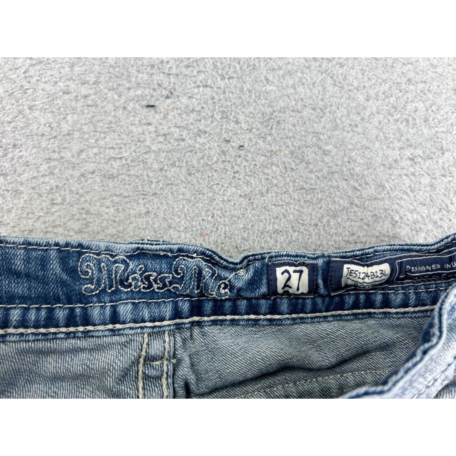 Miss Me Miss Me Shorts Womens Denim Blue 27x8 Boyfriend Embroidered Bling 5-Pocket Casual" Size 27" / US 4 / IT 40 - 7 Thumbnail