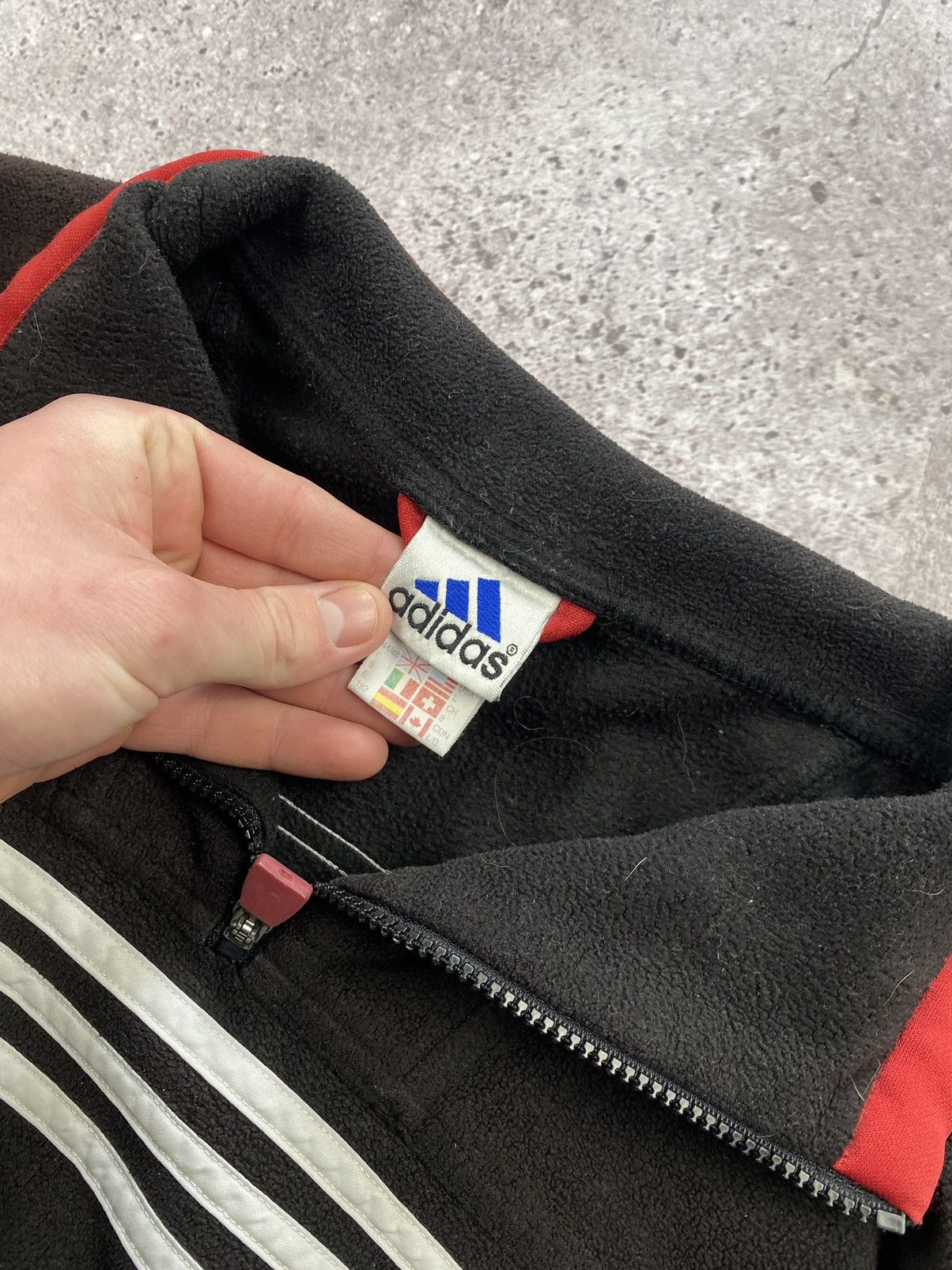 Adidas × Vintage Vintage Adidas 1/4 Zip faded Black Fleece Cozy Sweater Size US XL / EU 56 / 4 - 4 Thumbnail